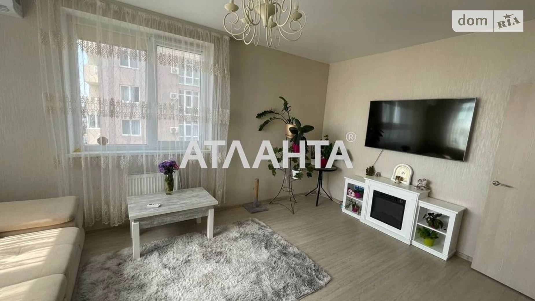 Продается 3-комнатная квартира 73 кв. м в Одессе, ул. Михаила Грушевского, 30Б