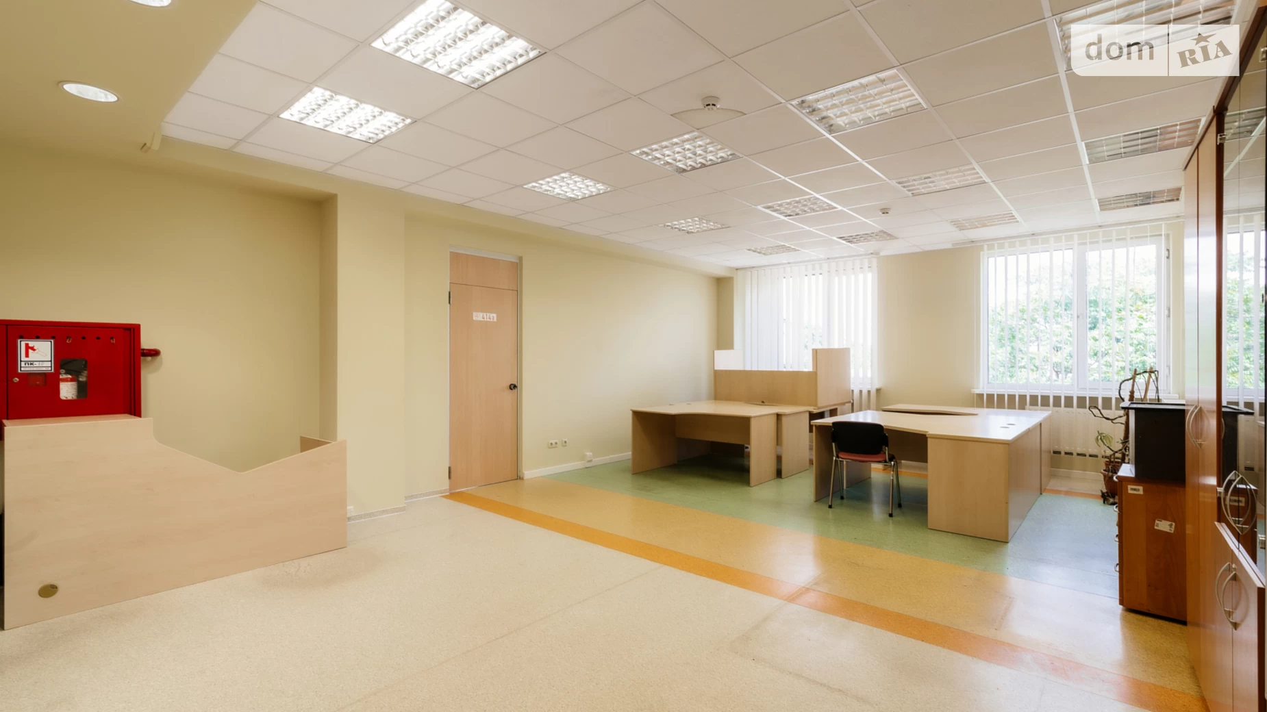 Сдается в аренду офис 115 кв. м в бизнес-центре, цена: 460 $ - фото 3