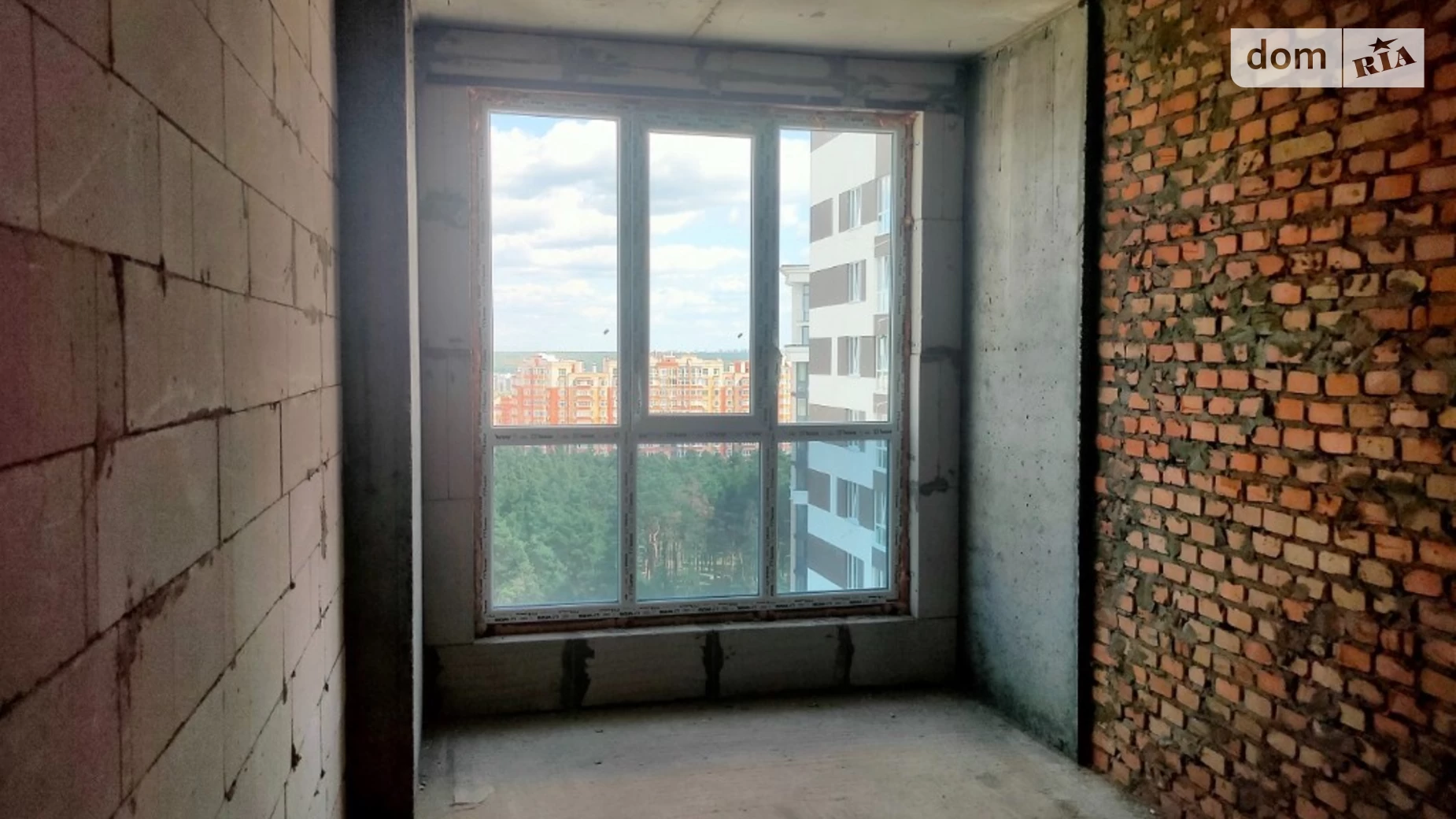 Продается 1-комнатная квартира 36.8 кв. м в Ирпене, ул. Выговского, 2Д