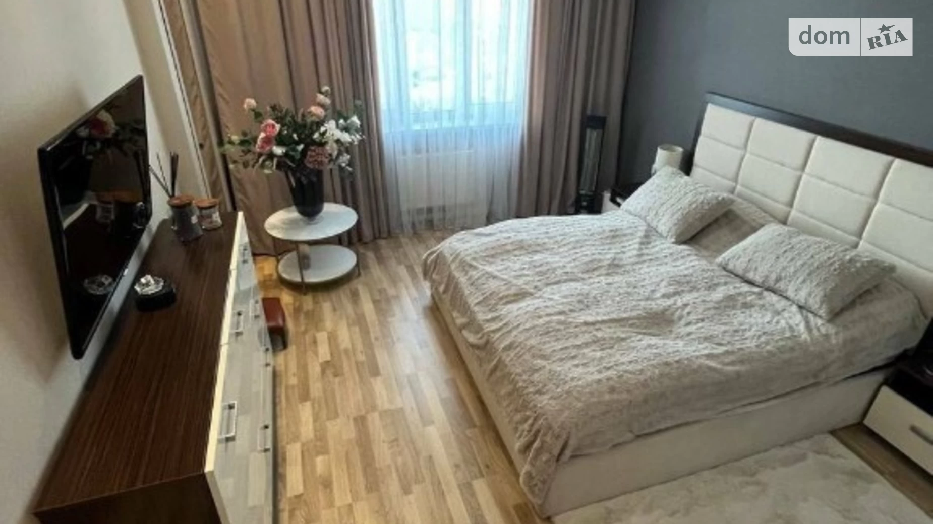Продается 2-комнатная квартира 85 кв. м в Киеве, наб. Днепровская, 14 - фото 2