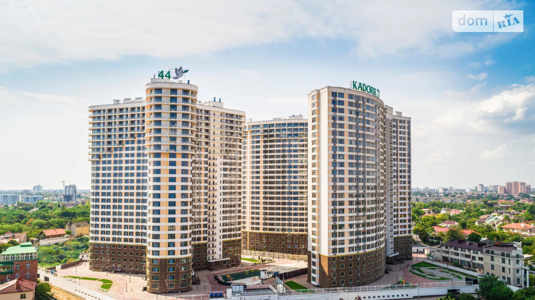 Продается 2-комнатная квартира 61 кв. м в Одессе, ул. Каманина, 16А - фото 2