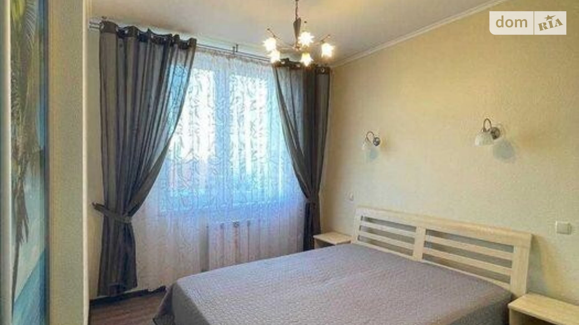 Продается 2-комнатная квартира 69 кв. м в Киеве, ул. Елены Пчилки, 6