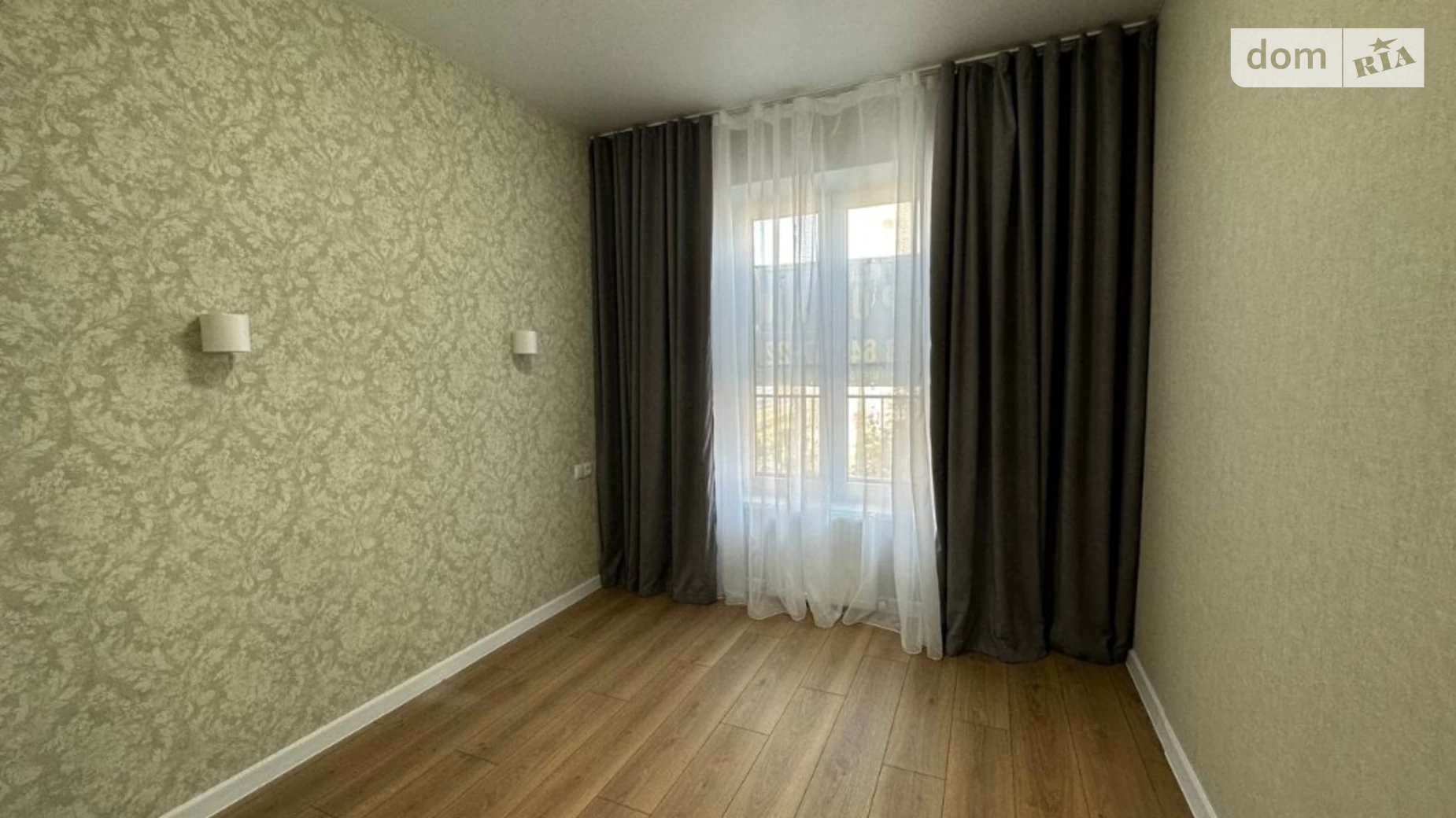 Продается 1-комнатная квартира 31 кв. м в Одессе, ул. Инглези