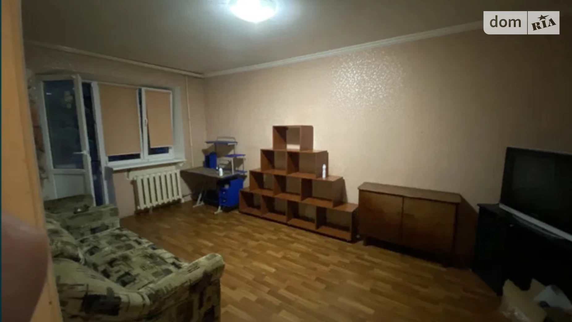 Продається 1-кімнатна квартира 33 кв. м у Одесі, вул. Космонавтів