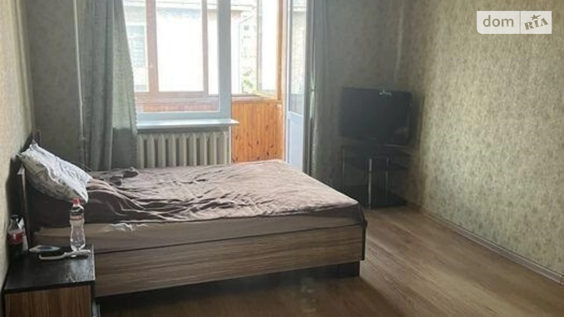 Продается 3-комнатная квартира 60 кв. м в Киеве, ул. Ивана Федорова, 9