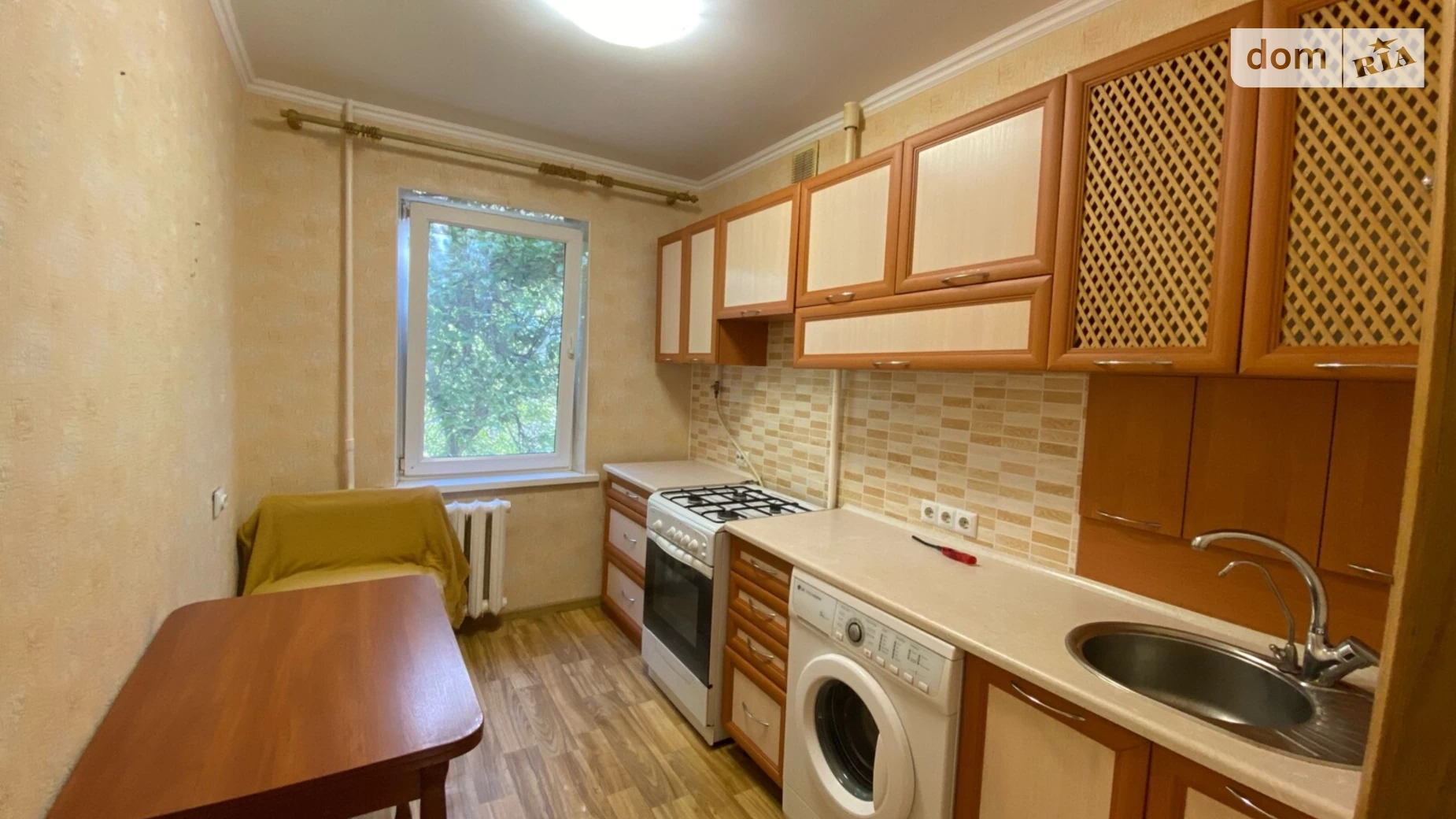 Продается 2-комнатная квартира 45 кв. м в Николаеве, ул. Океановская