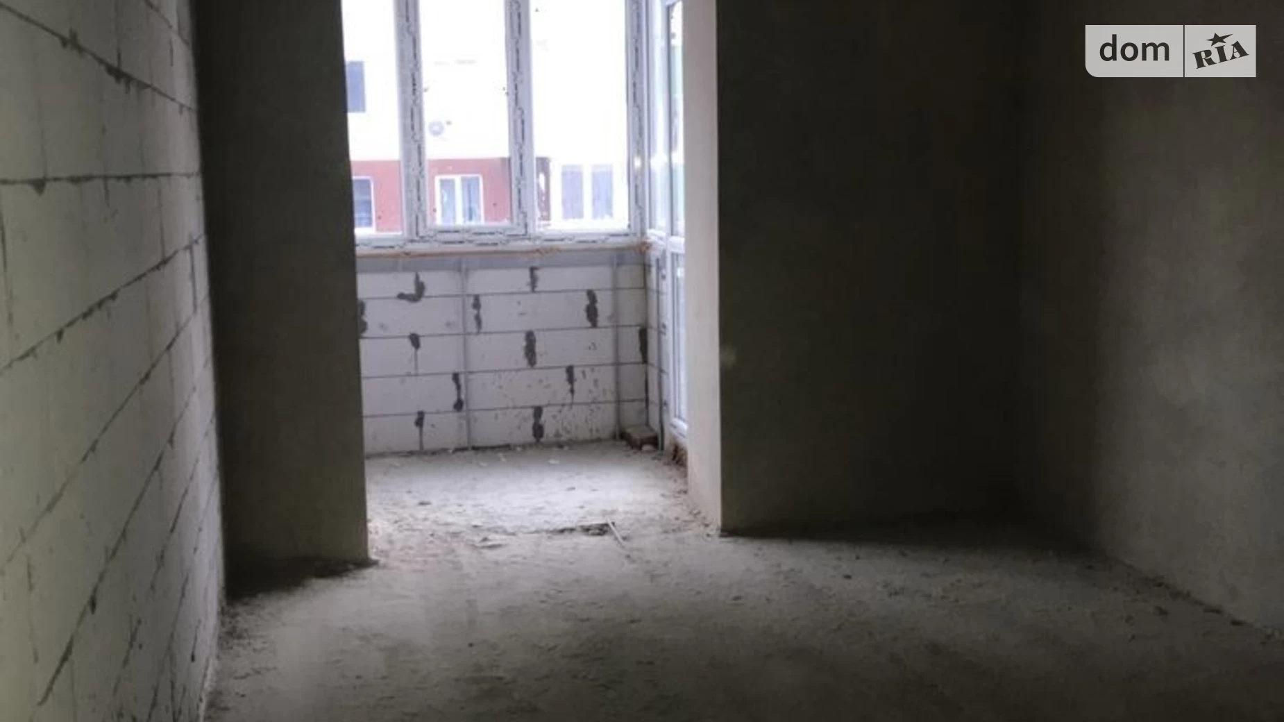 Продается 1-комнатная квартира 48 кв. м в Ровно - фото 3