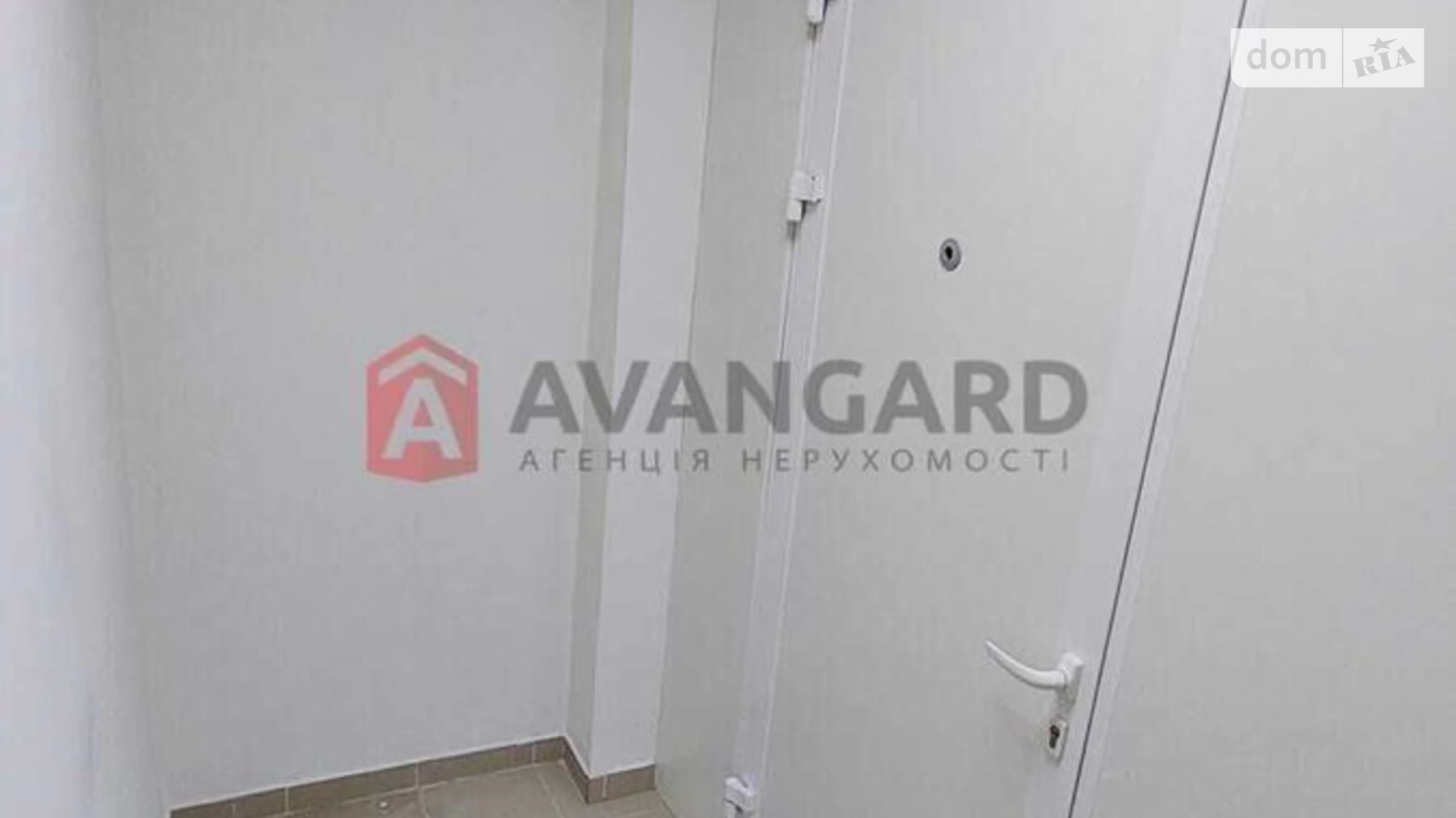 Продается офис 76 кв. м в бизнес-центре, цена: 110000 $ - фото 4