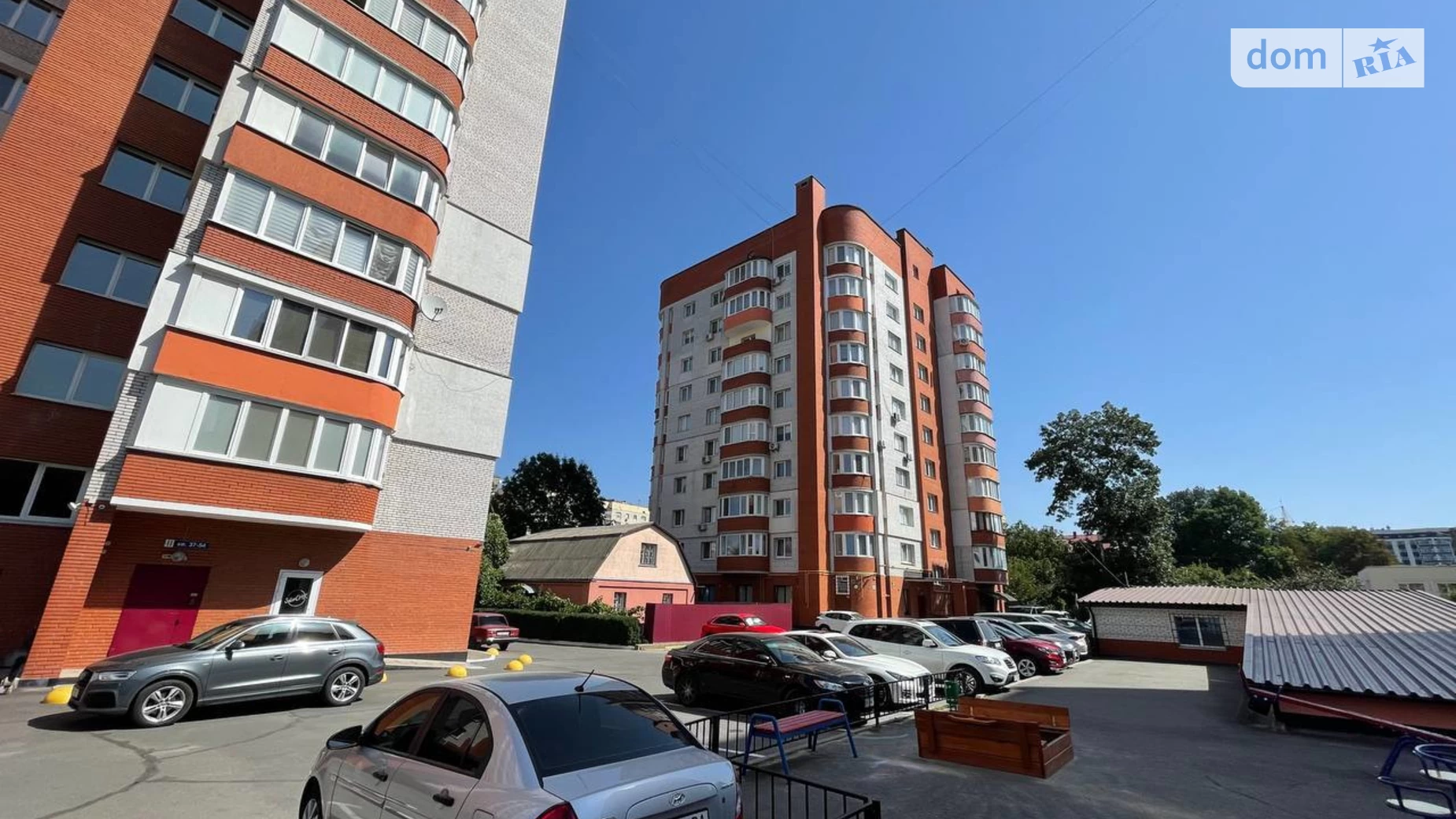 Продается 1-комнатная квартира 51 кв. м в Хмельницком, ул. Подольская