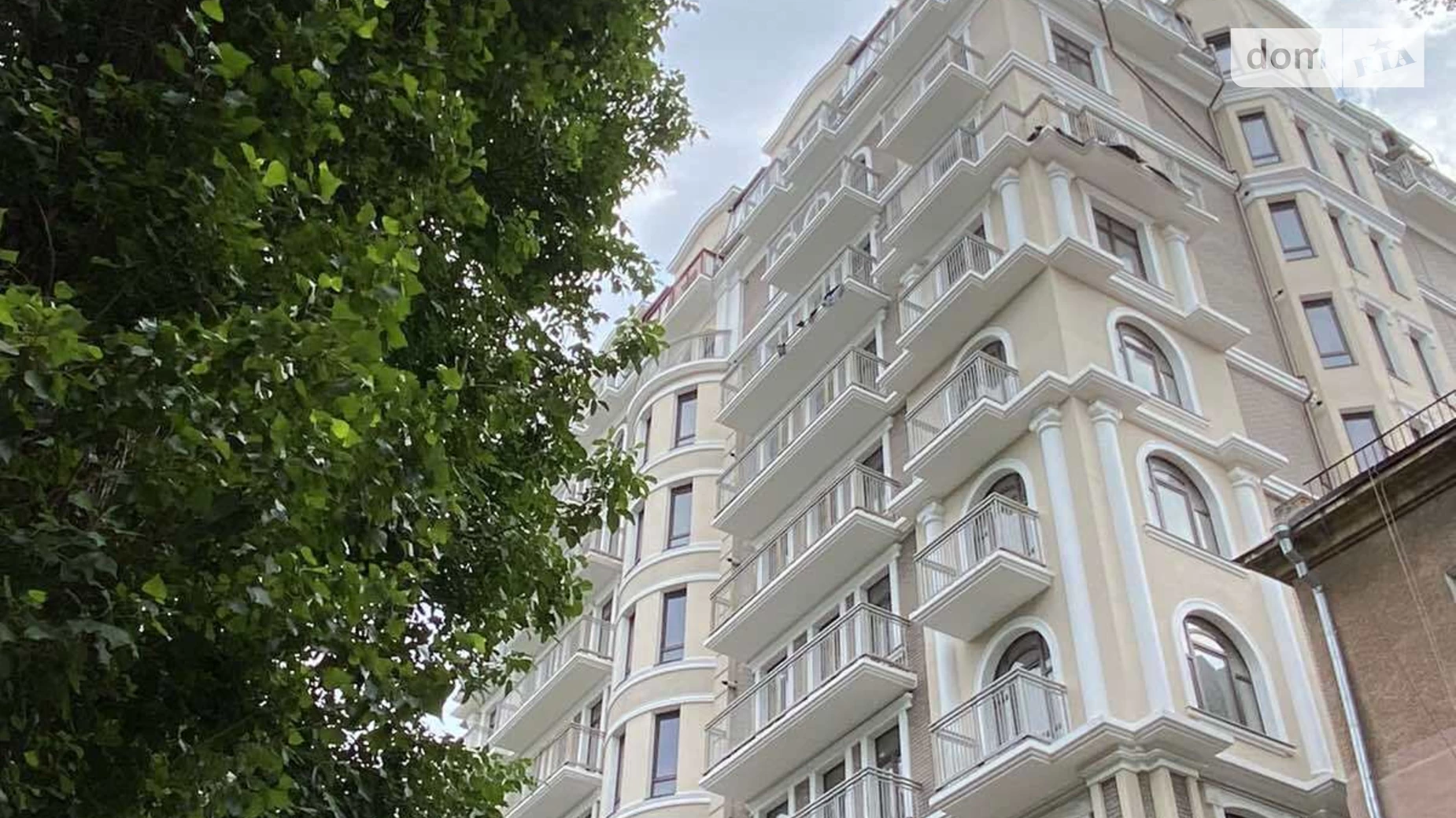 Продается 2-комнатная квартира 76 кв. м в Одессе, ул. Бориса Литвака - фото 2