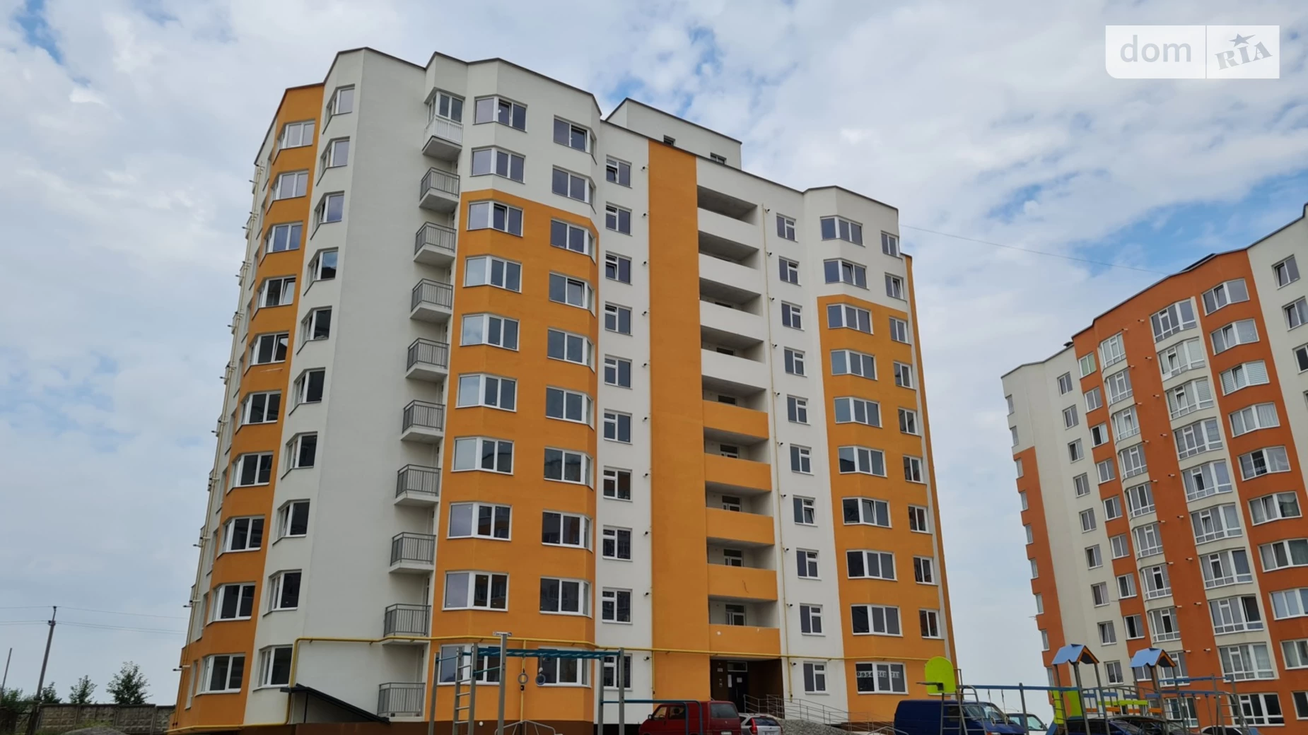 Продается 2-комнатная квартира 61 кв. м в Хмельницком, ул. Строителей