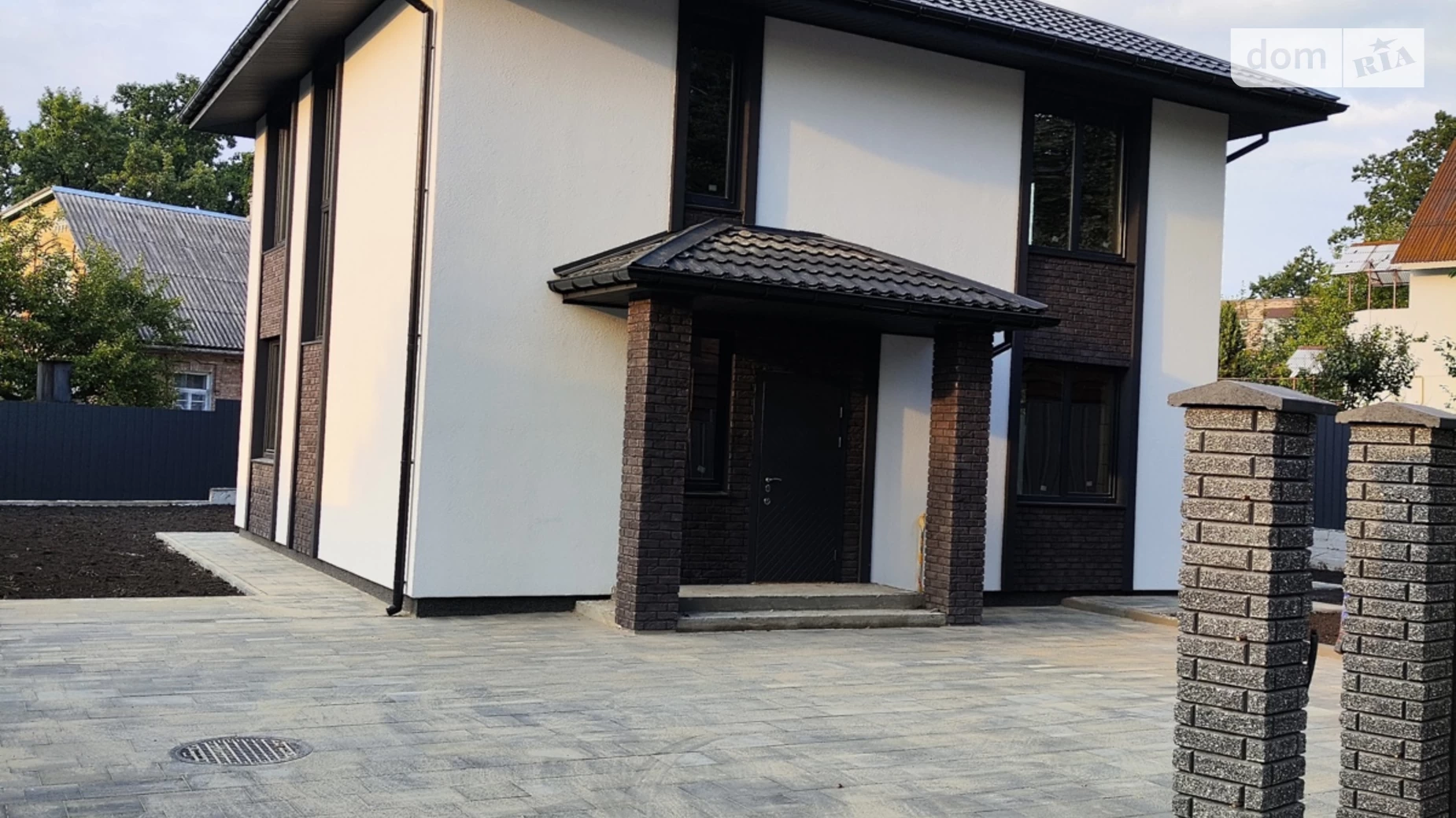 Продается дом на 2 этажа 130 кв. м с балконом, цена: 165000 $ - фото 3