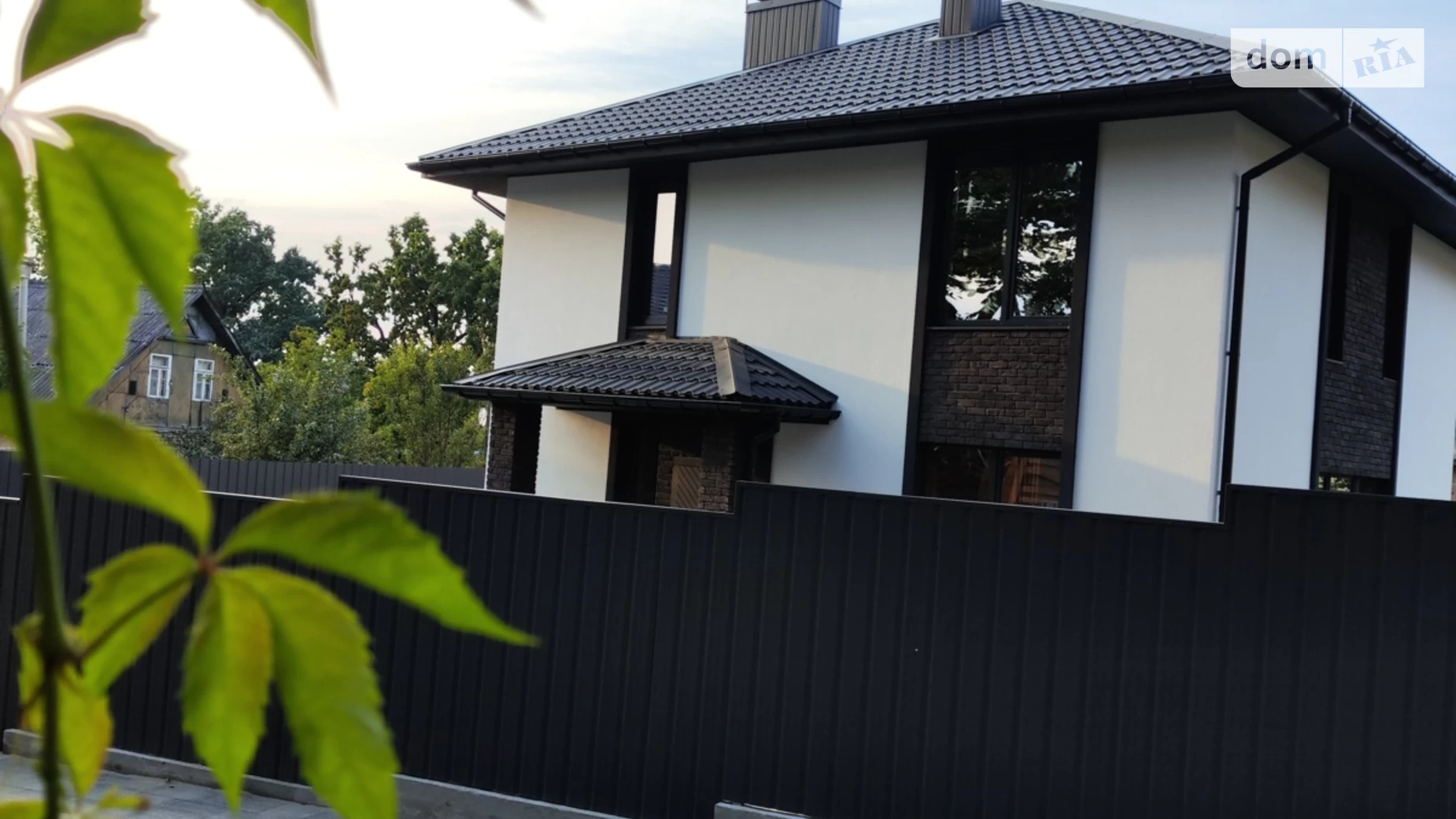 Продается дом на 2 этажа 130 кв. м с балконом, цена: 165000 $ - фото 5
