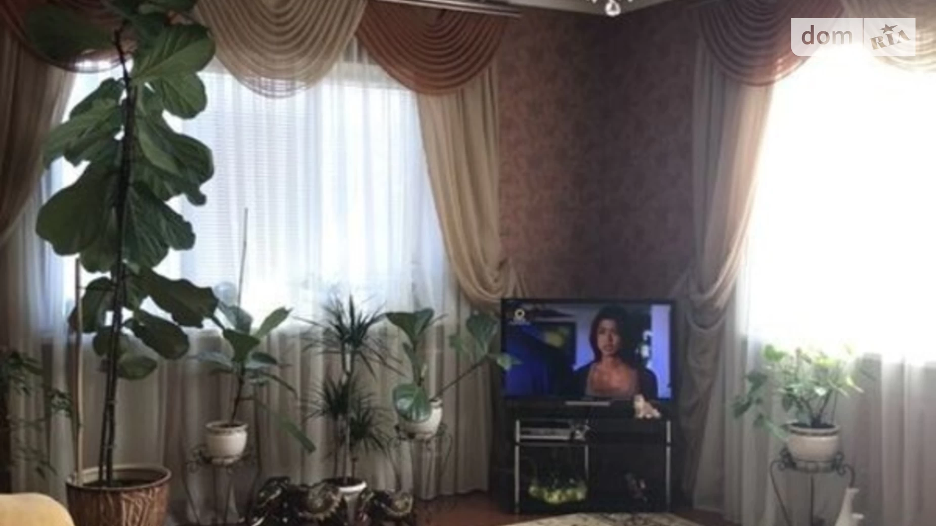 Продается дом на 2 этажа 250 кв. м с беседкой, цена: 200000 $ - фото 3