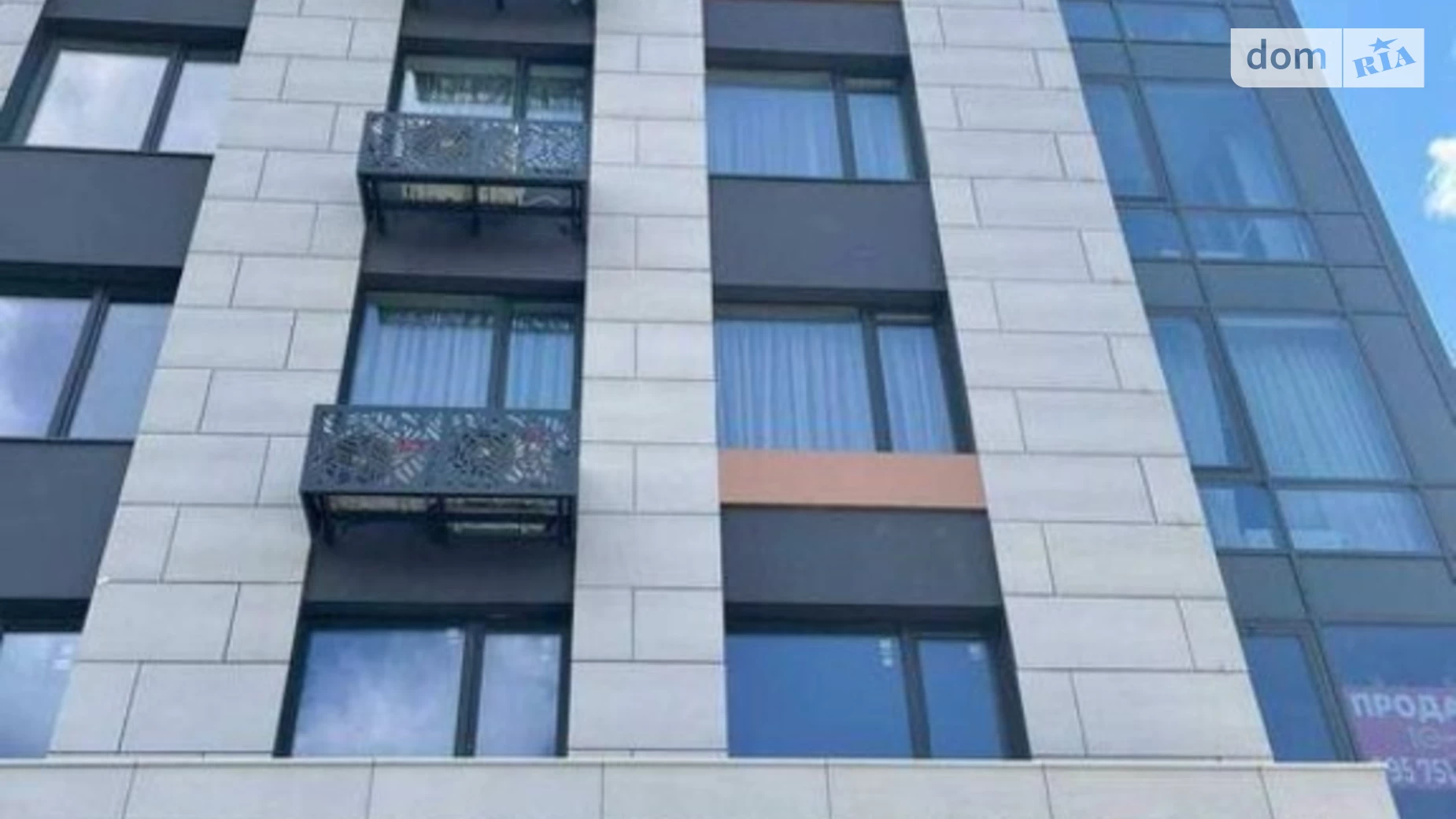 Продается 3-комнатная квартира 97 кв. м в Киеве, ул. Академика Заболотного, 1Б