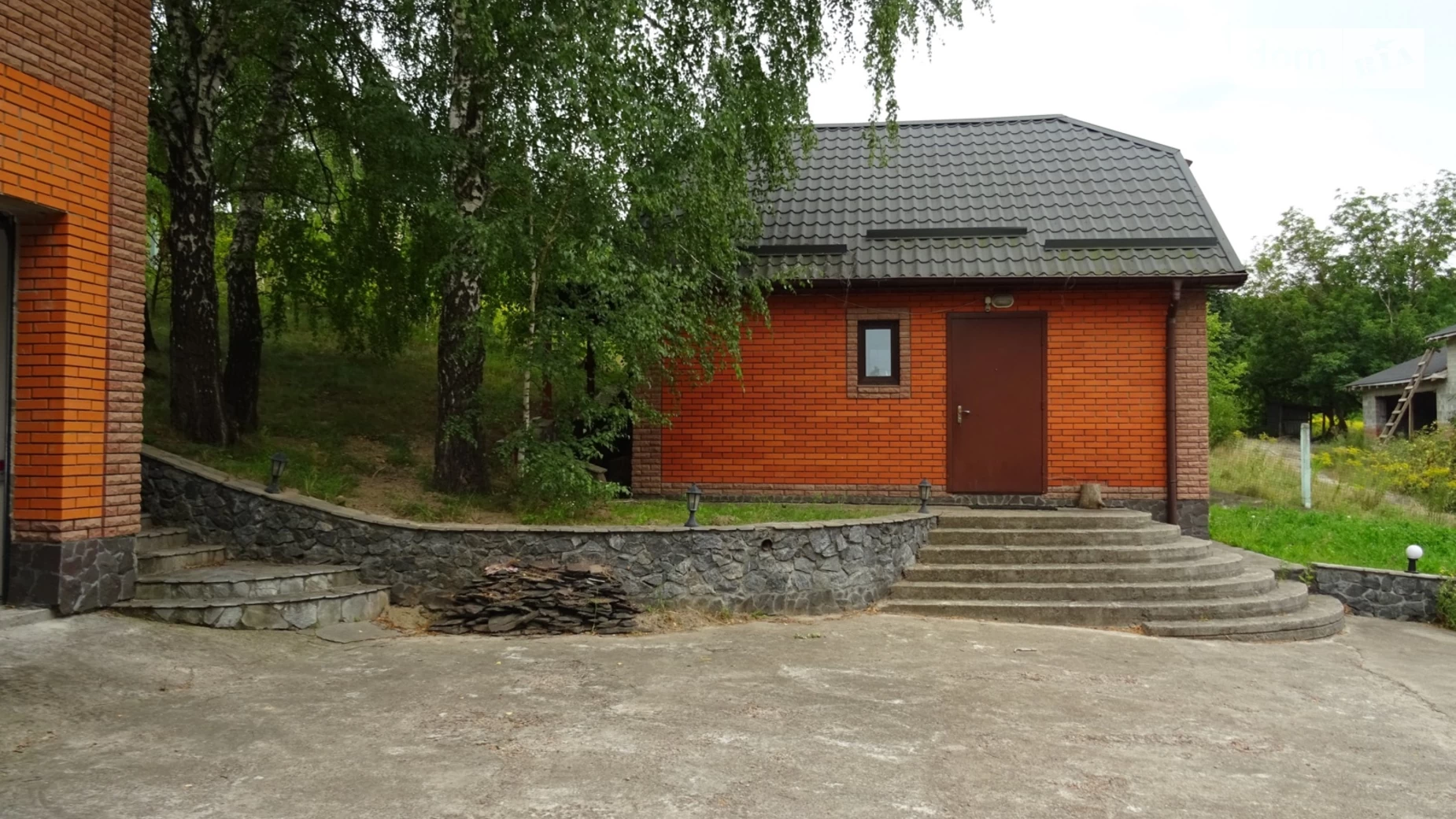 Продается дом на 2 этажа 208 кв. м с камином, цена: 185000 $ - фото 3