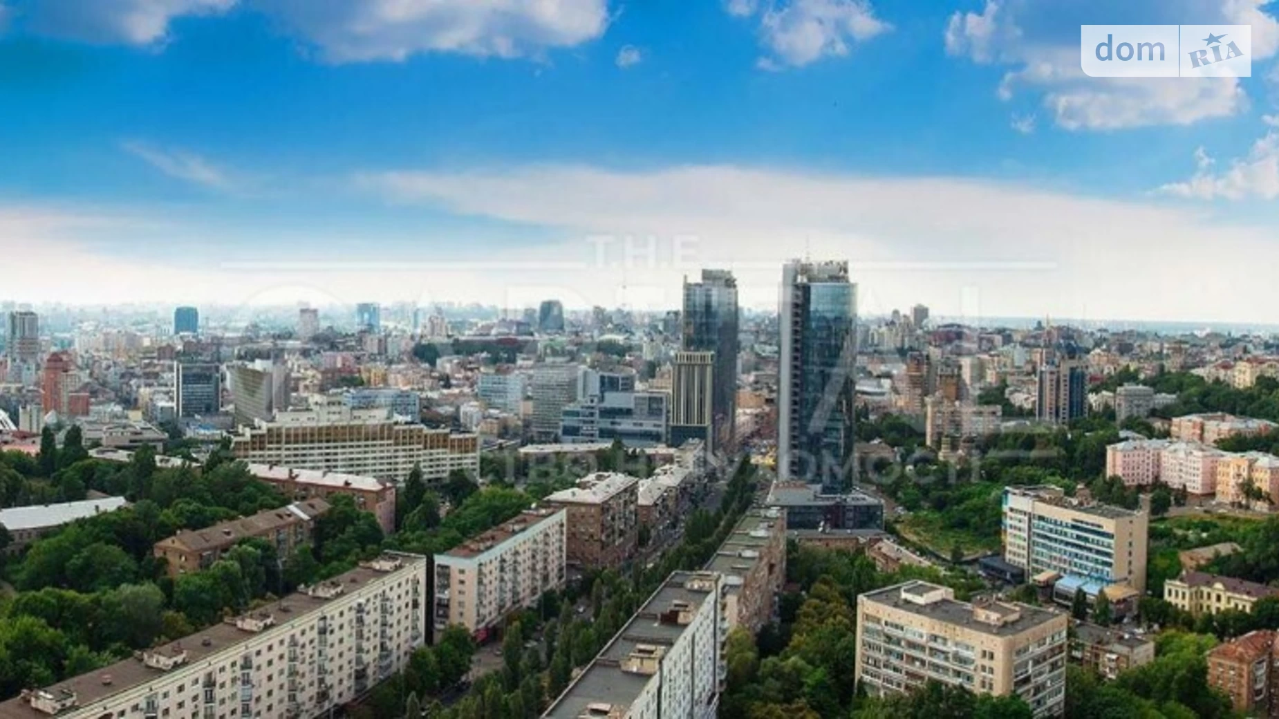 Продается 2-комнатная квартира 84 кв. м в Киеве, пл. Леси Украинки, 7В