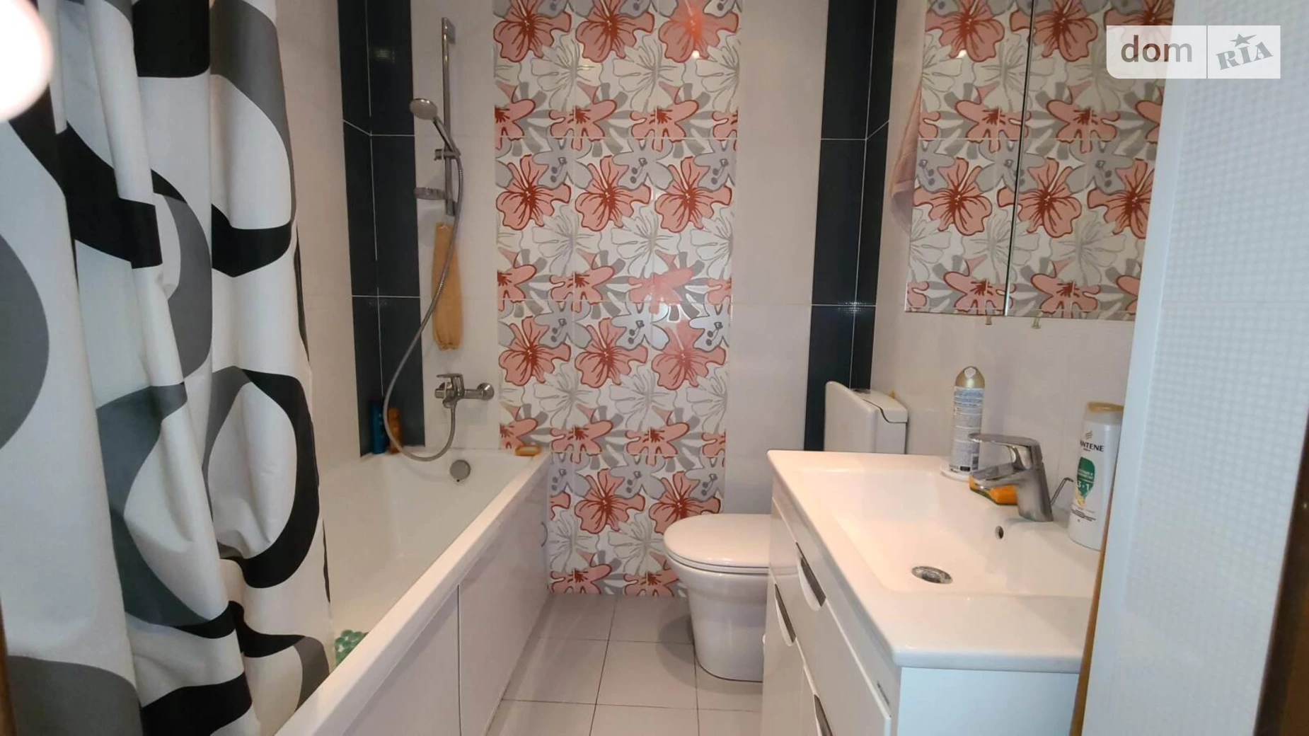Продается 2-комнатная квартира 72.7 кв. м в Полтаве, ул. Соборности - фото 5