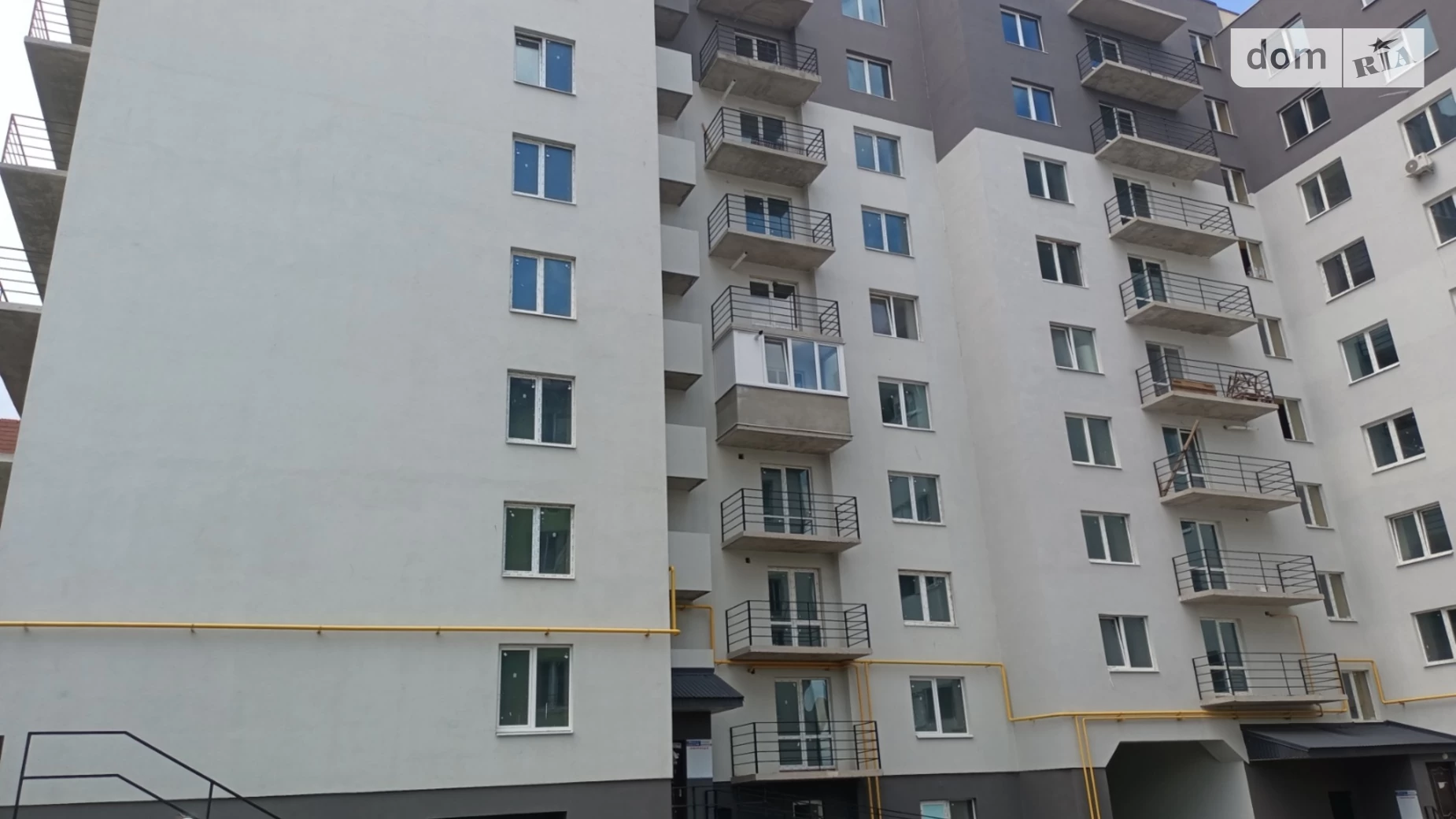 Продається 3-кімнатна квартира 85.1 кв. м у Петрикові, вул. Підгородня