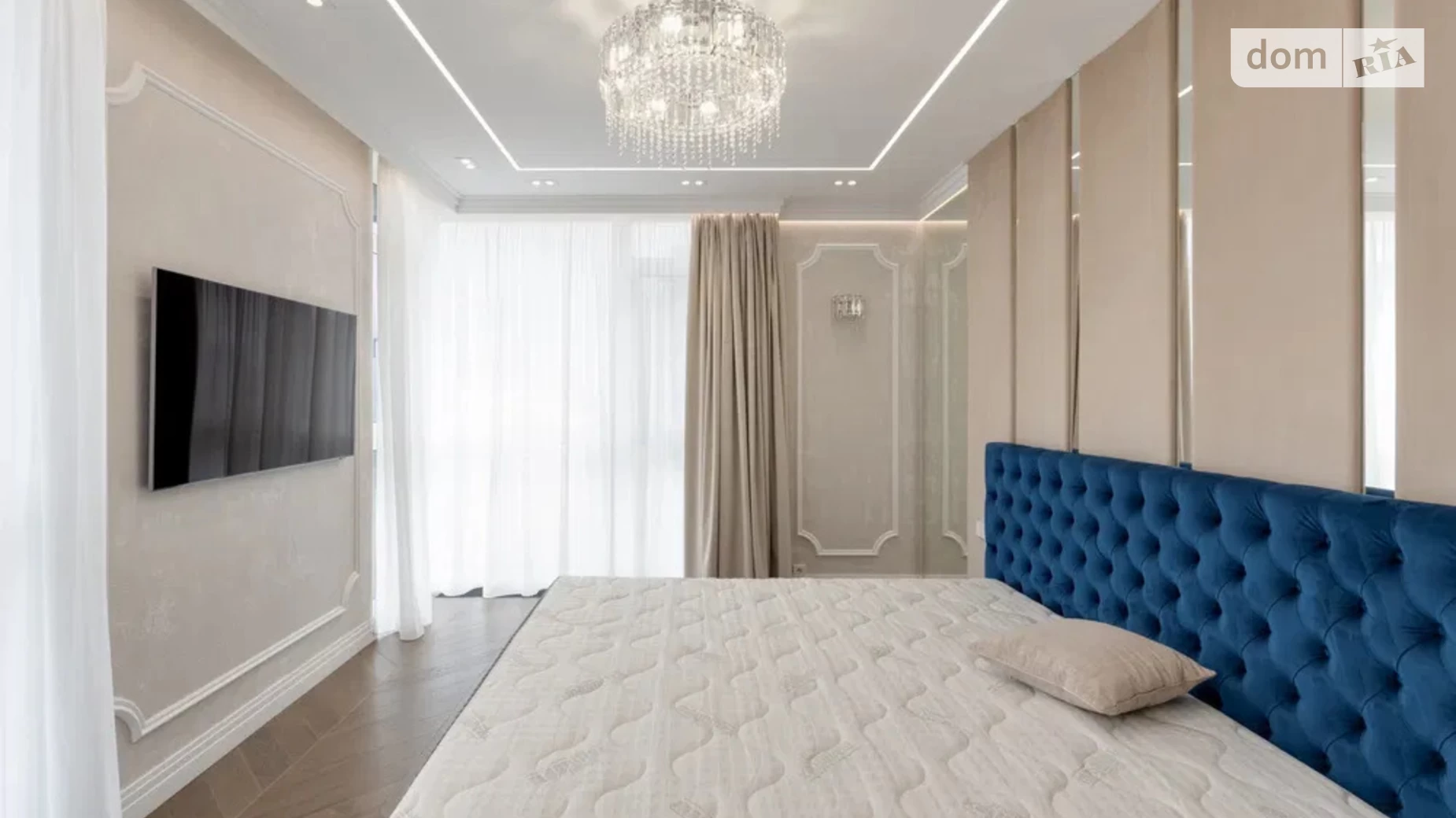 Продается 2-комнатная квартира 62 кв. м в Киеве, ул. Предславинская