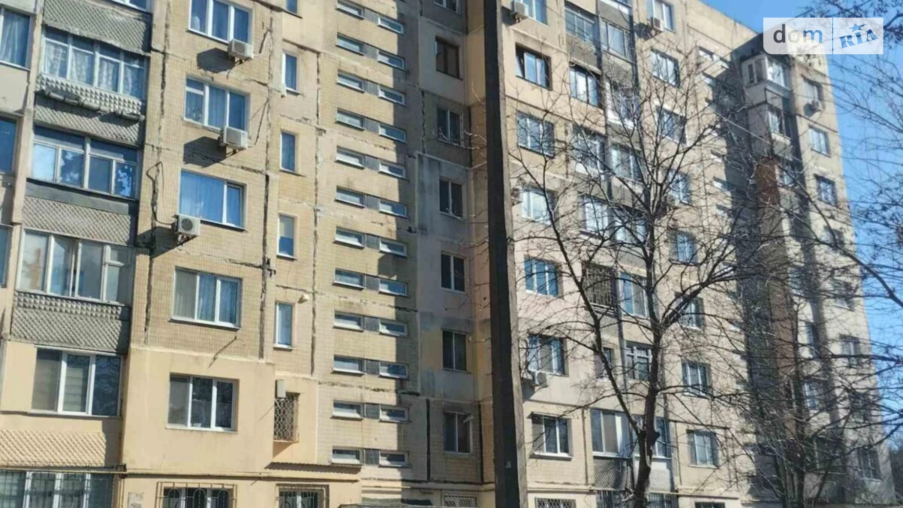 Продается 2-комнатная квартира 50 кв. м в Одессе, ул. Академика Филатова, 49