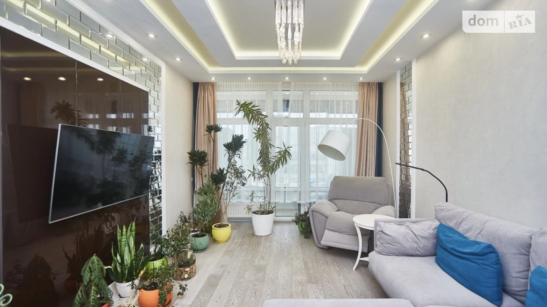 Продается 3-комнатная квартира 138 кв. м в Одессе, бул. Французский, 60Б - фото 2