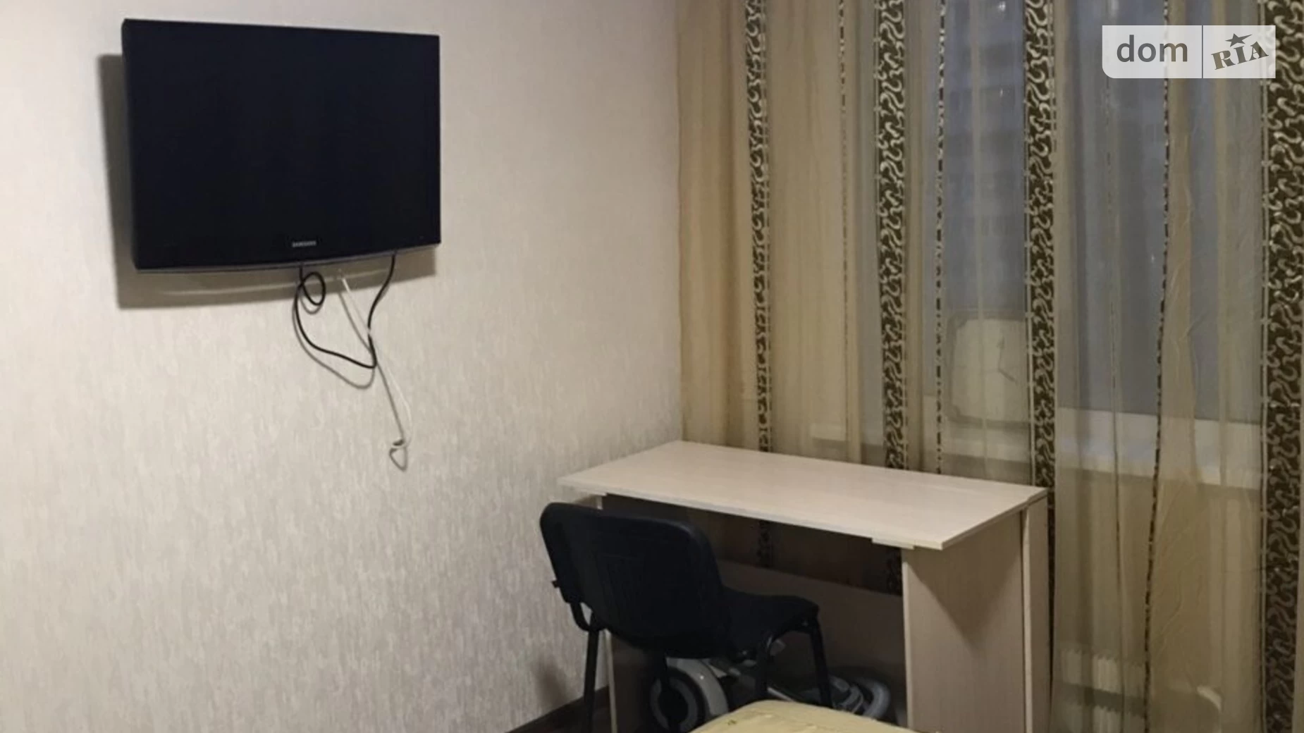 Продается 1-комнатная квартира 27 кв. м в Харькове, ул. Новгородская, 12