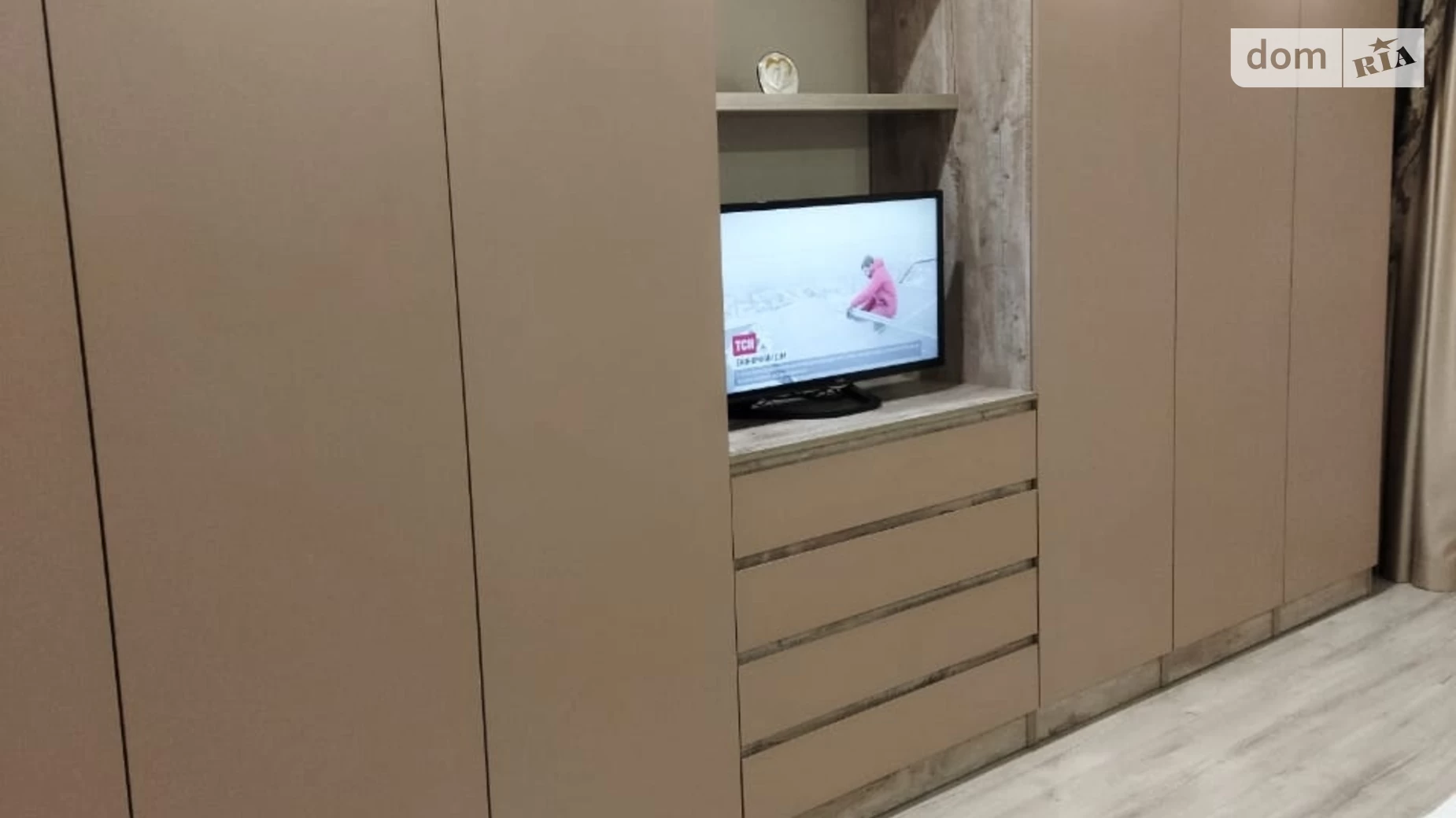 Продається 2-кімнатна квартира 68.1 кв. м у Байківці, вул. Академіка Корольова, 7 - фото 3