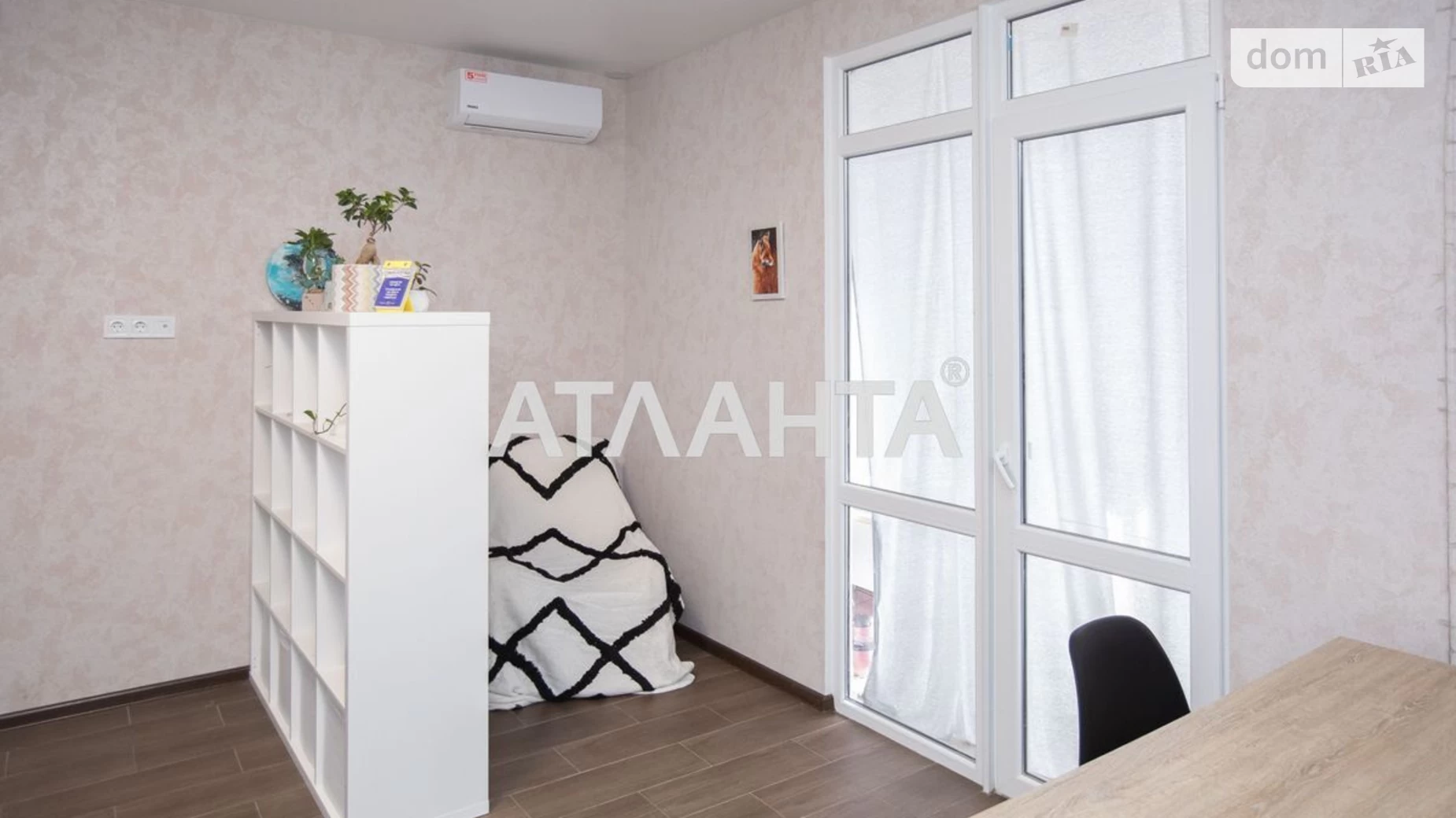 Продается 1-комнатная квартира 53 кв. м в Авангарде, ул. Василия Спрейса