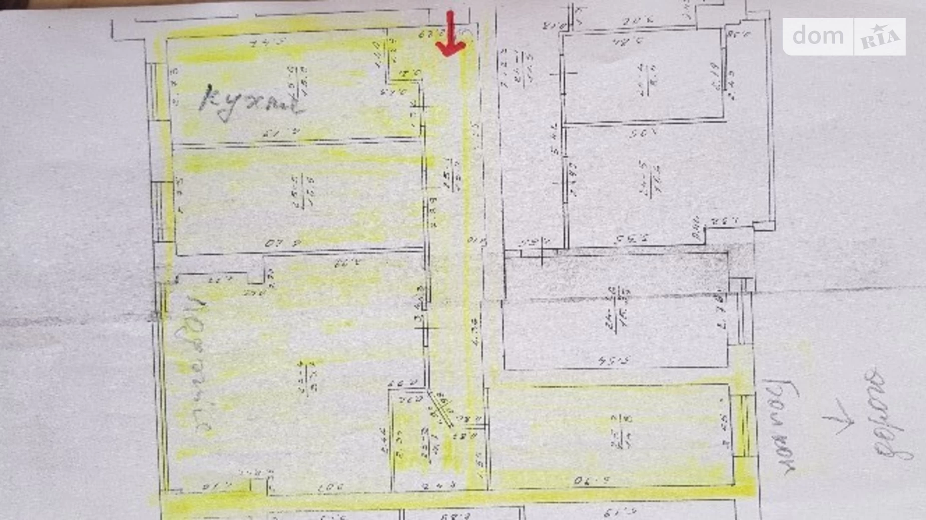 Продается 3-комнатная квартира 102 кв. м в Черткове, ул. Владимира Великого