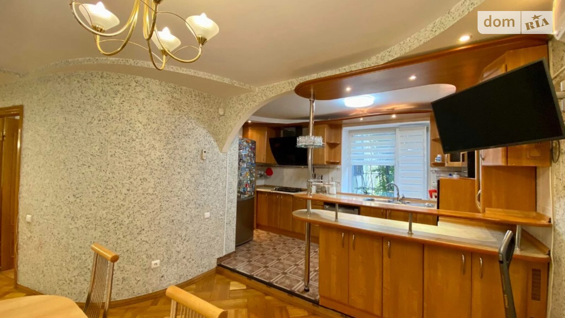 Продается 4-комнатная квартира 130 кв. м в Николаеве, ул. Шоссейная