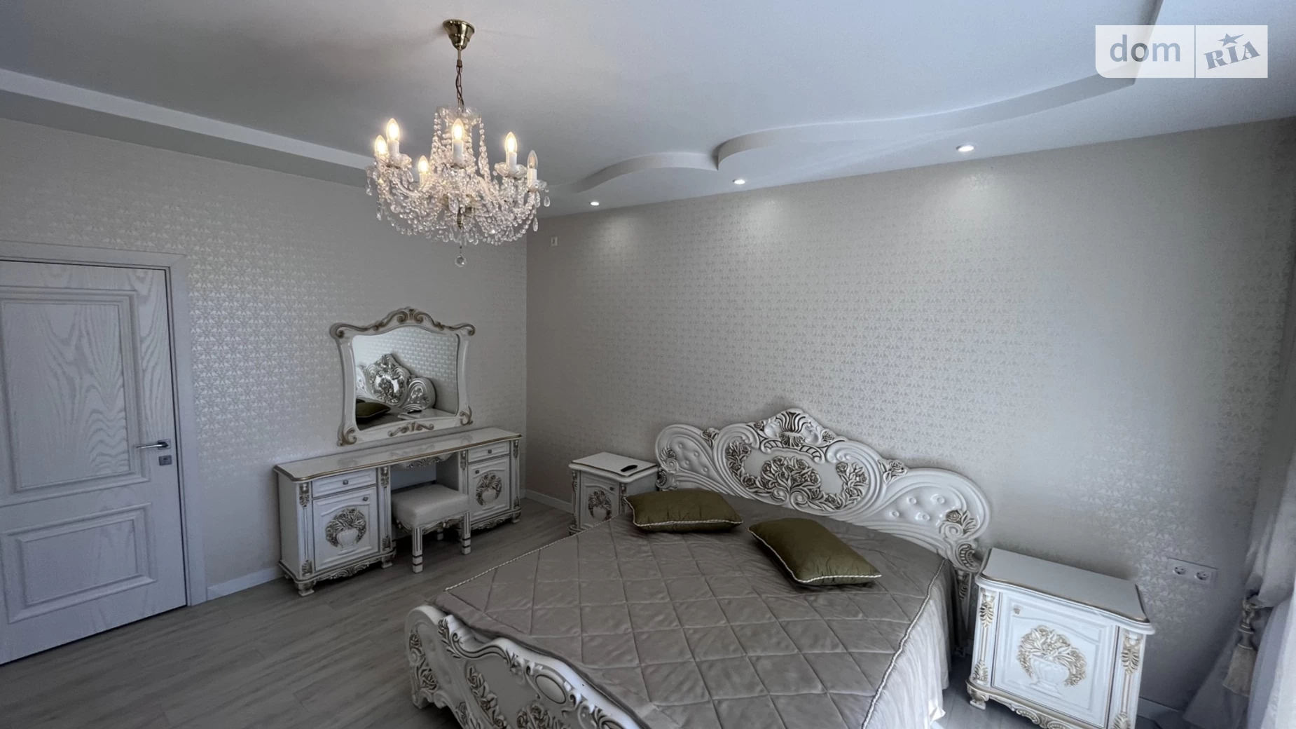 Продається будинок 2 поверховий 300 кв. м з гаражем, цена: 600000 $ - фото 4