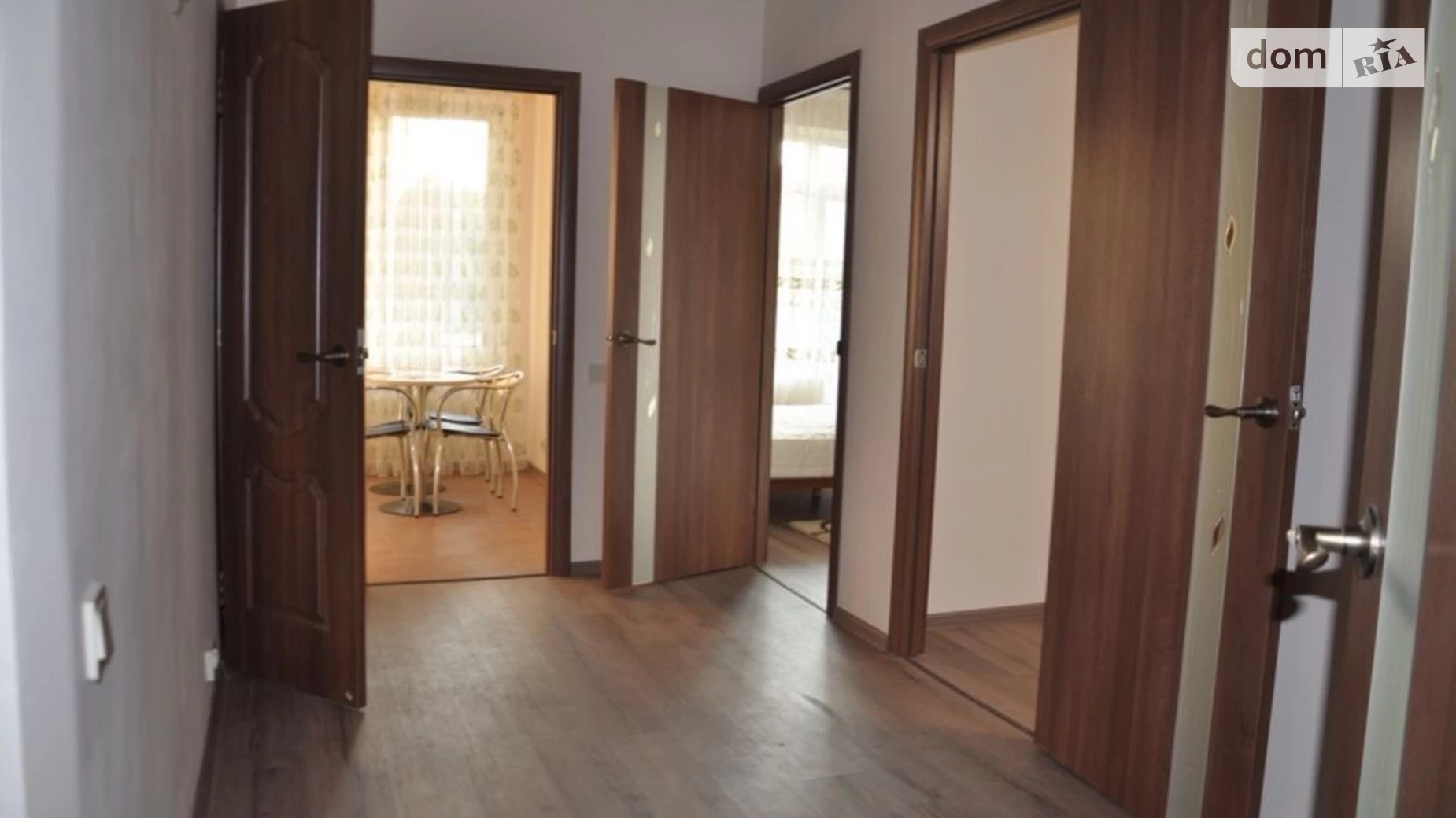Продается 3-комнатная квартира 100 кв. м в Одессе, ул. Дача Ковалевского