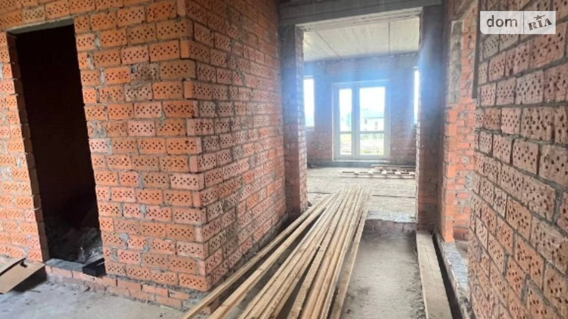 Продается дом на 2 этажа 140 кв. м с мансардой, цена: 83000 $ - фото 2