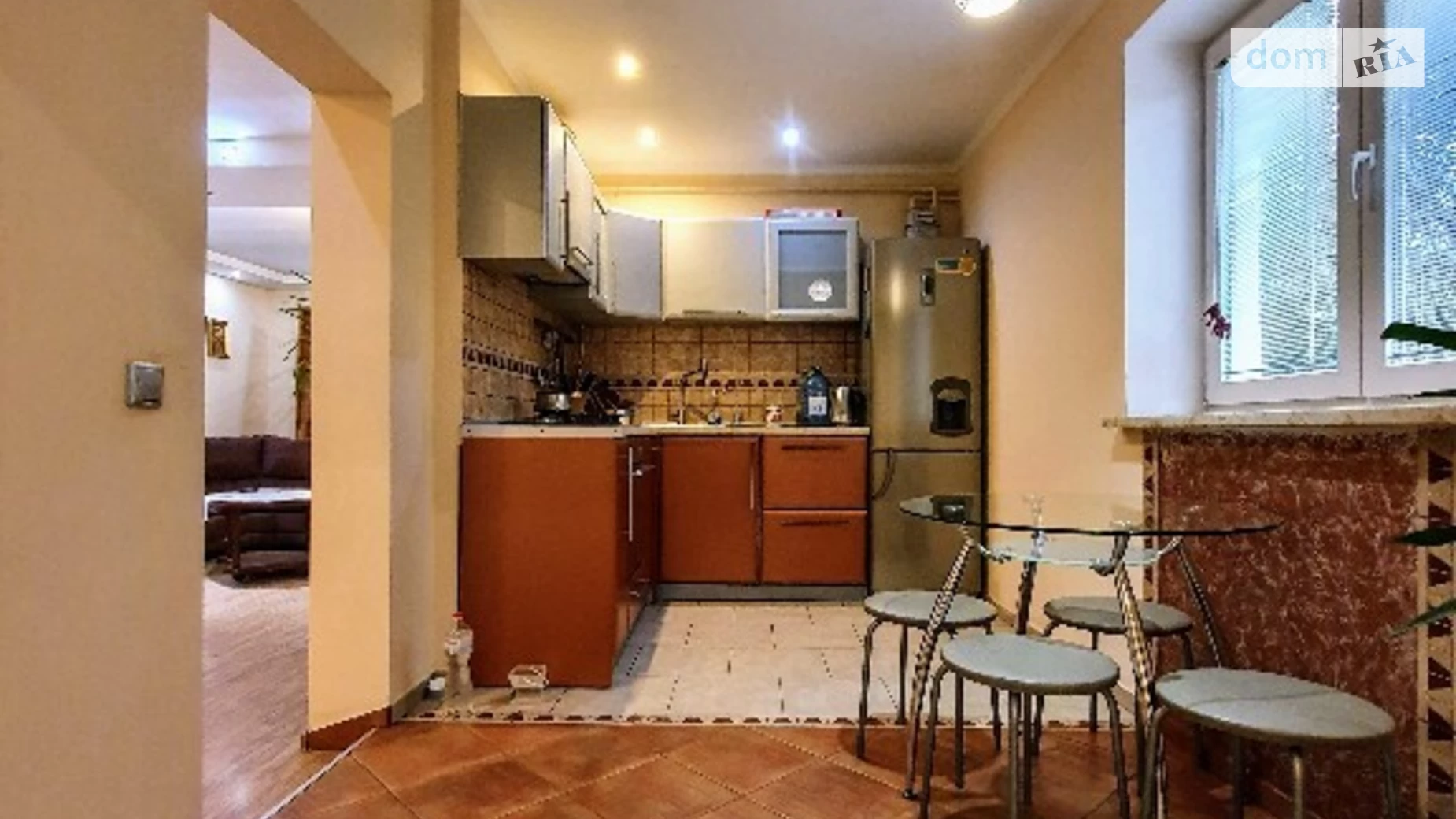 Сдается в аренду дом на 2 этажа 160 кв. м с балконом, цена: 700 $ - фото 2
