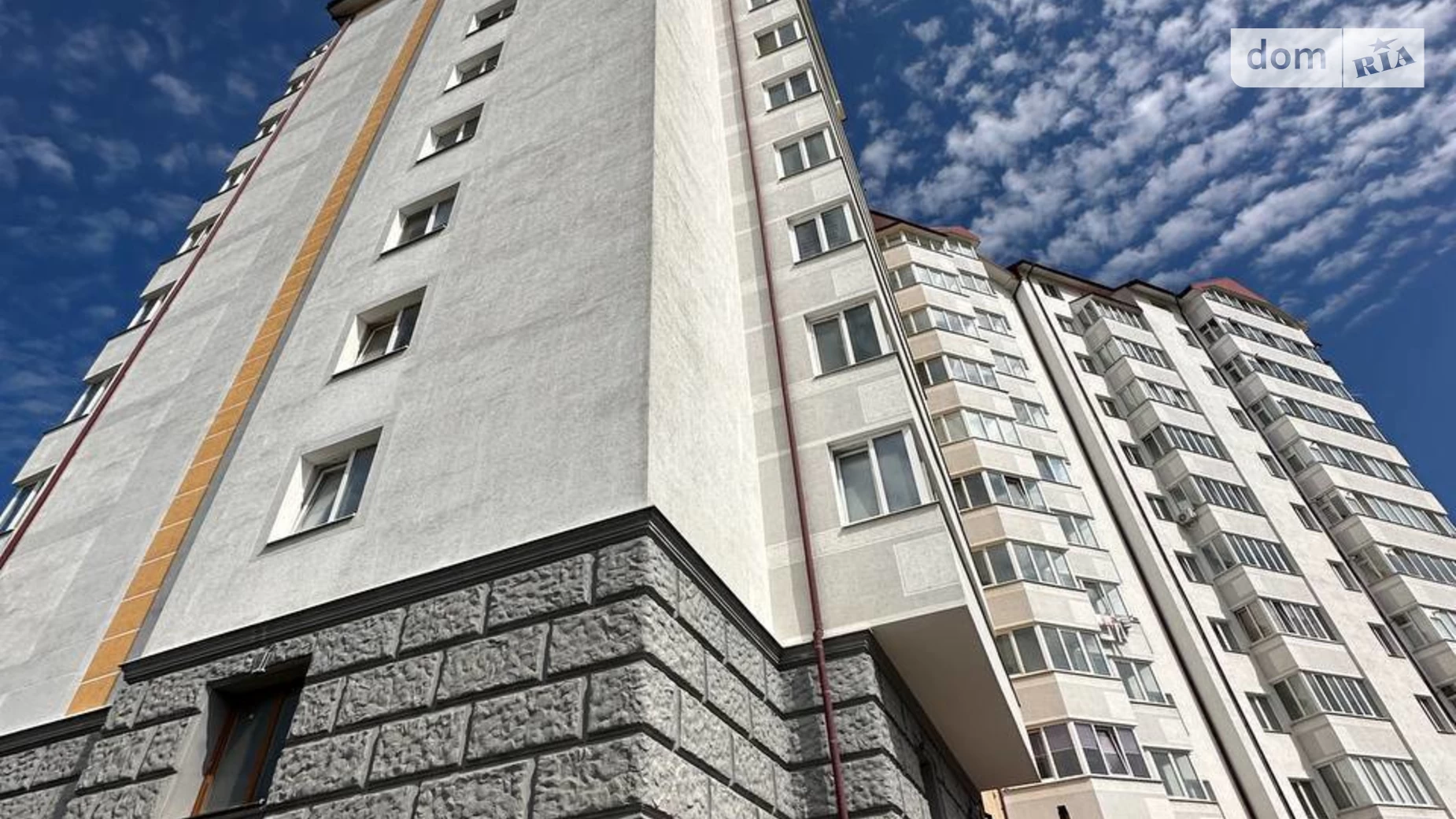 Продается 2-комнатная квартира 81 кв. м в Никитинцах, ул. Украинских Декабристов