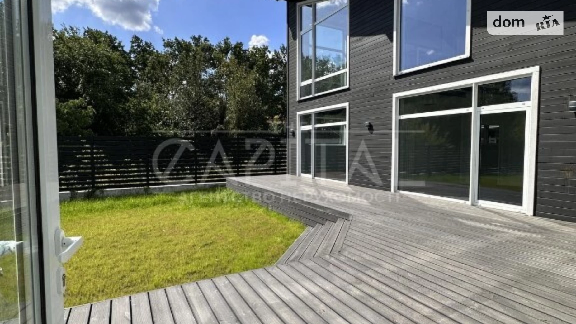 Продается дом на 2 этажа 224 кв. м с камином, цена: 430000 $ - фото 4