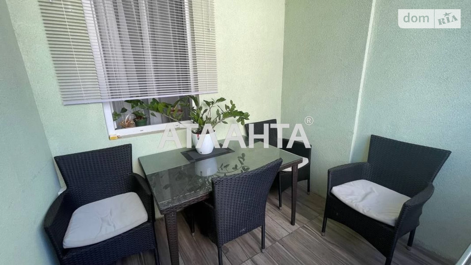 Продается 1-комнатная квартира 56 кв. м в Одессе, ул. Люстдорфская дорога, 55М