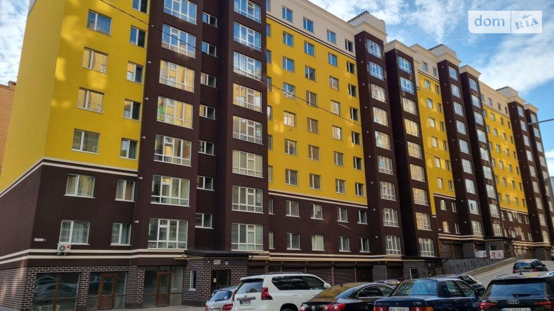 Продается 2-комнатная квартира 67 кв. м в Хмельницком, ул. Кармелюка