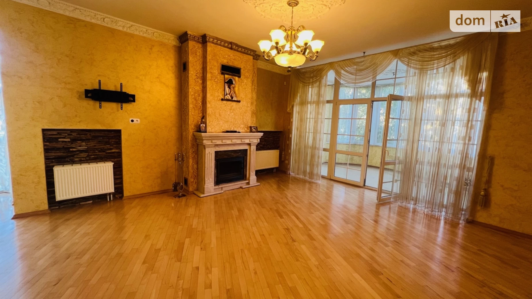 Продается 4-комнатная квартира 161.4 кв. м в Львове, ул. Галилея, 5 - фото 2