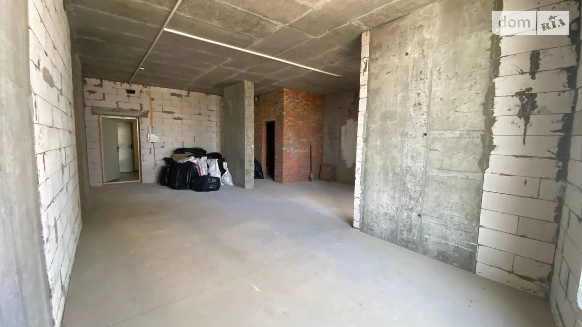 Сдается в аренду офис 55 кв. м в бизнес-центре, цена: 550 $ - фото 2