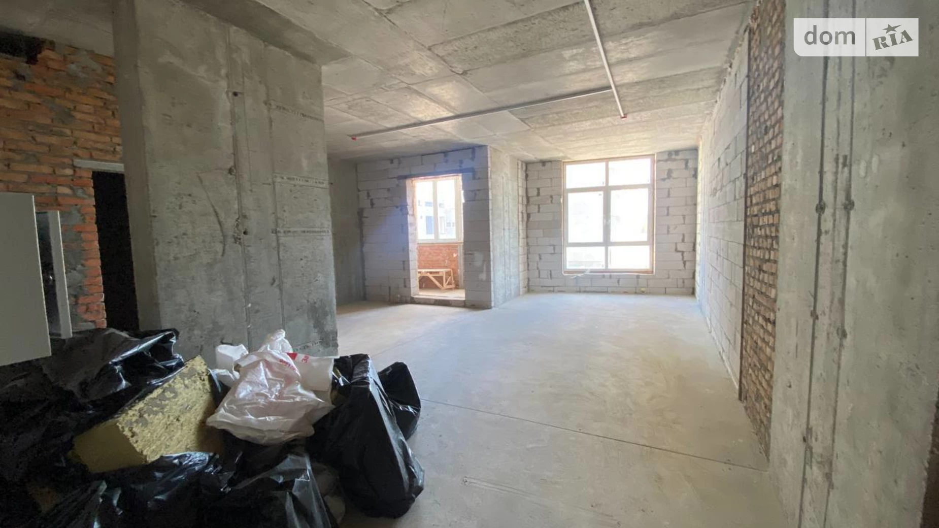 Сдается в аренду офис 55 кв. м в бизнес-центре, цена: 550 $ - фото 3