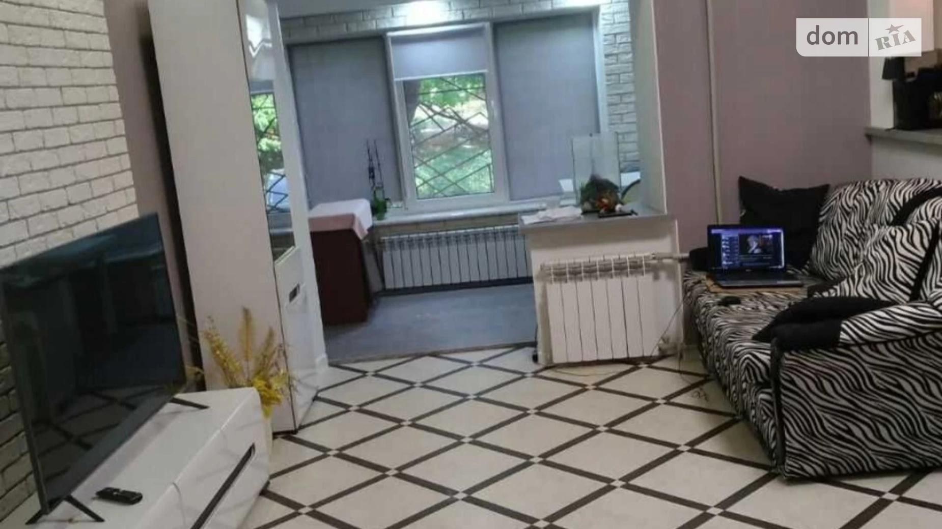 Продается 2-комнатная квартира 90 кв. м в Одессе, ул. Солнечная