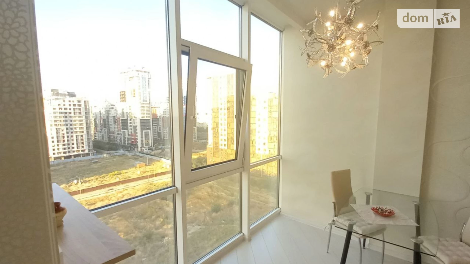 Продається 1-кімнатна квартира 43.3 кв. м у Одесі, вул. Перлинна - фото 3