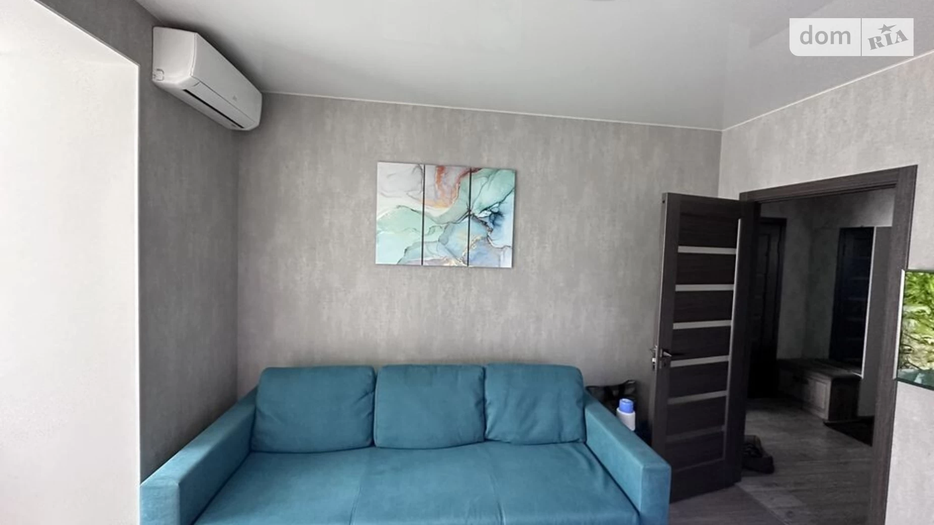 Продается 2-комнатная квартира 48.3 кв. м в Днепре, Запорожское шоссе