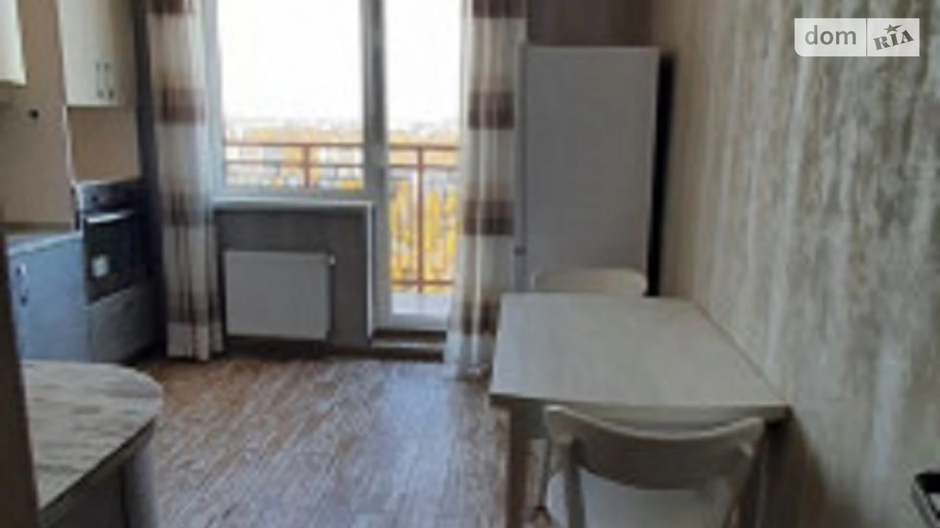 Продается 1-комнатная квартира 42.5 кв. м в Одессе, ул. Люстдорфская дорога, 90Г