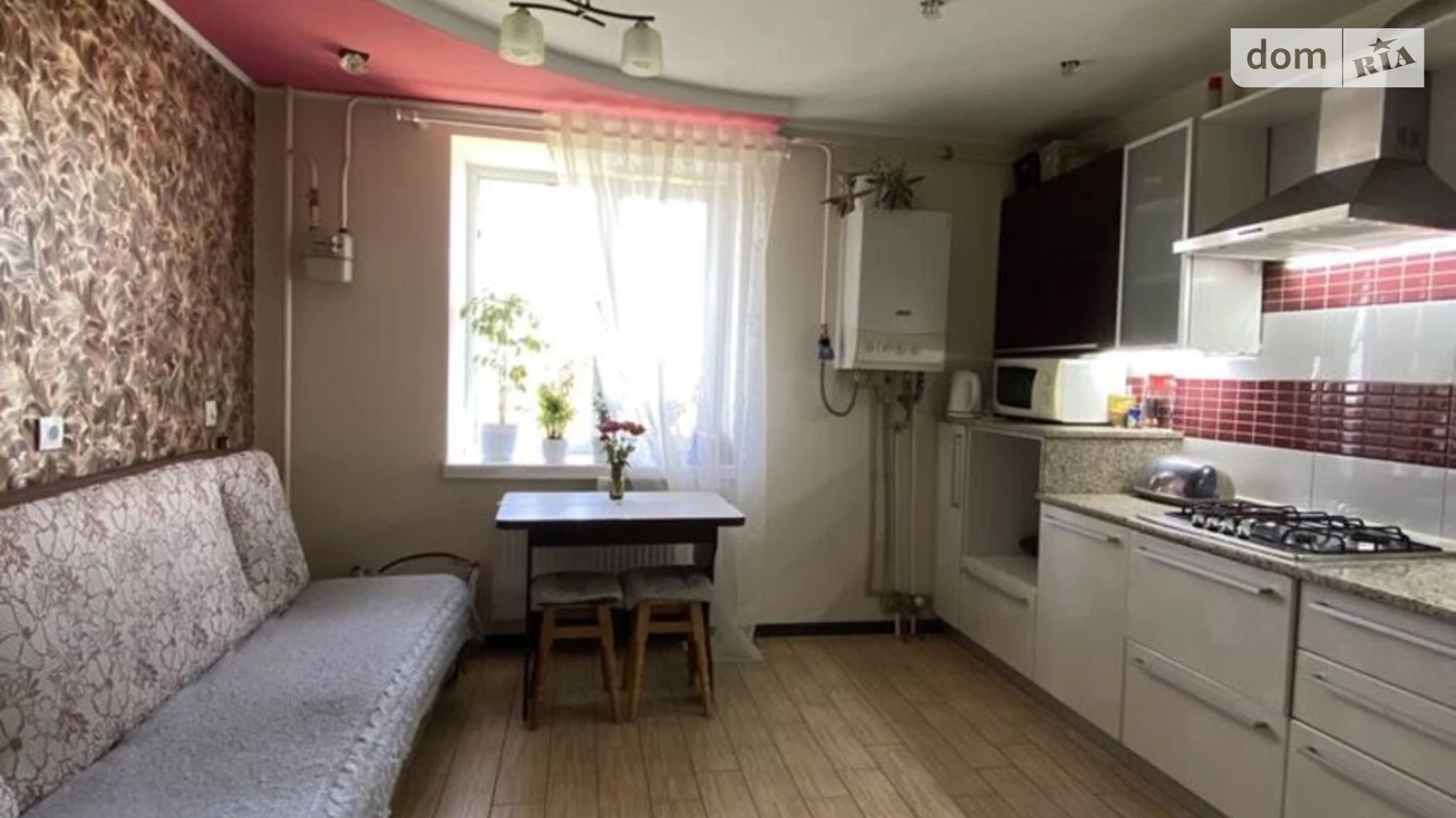Продается 1-комнатная квартира 42 кв. м в Сумах, ул. Колпака