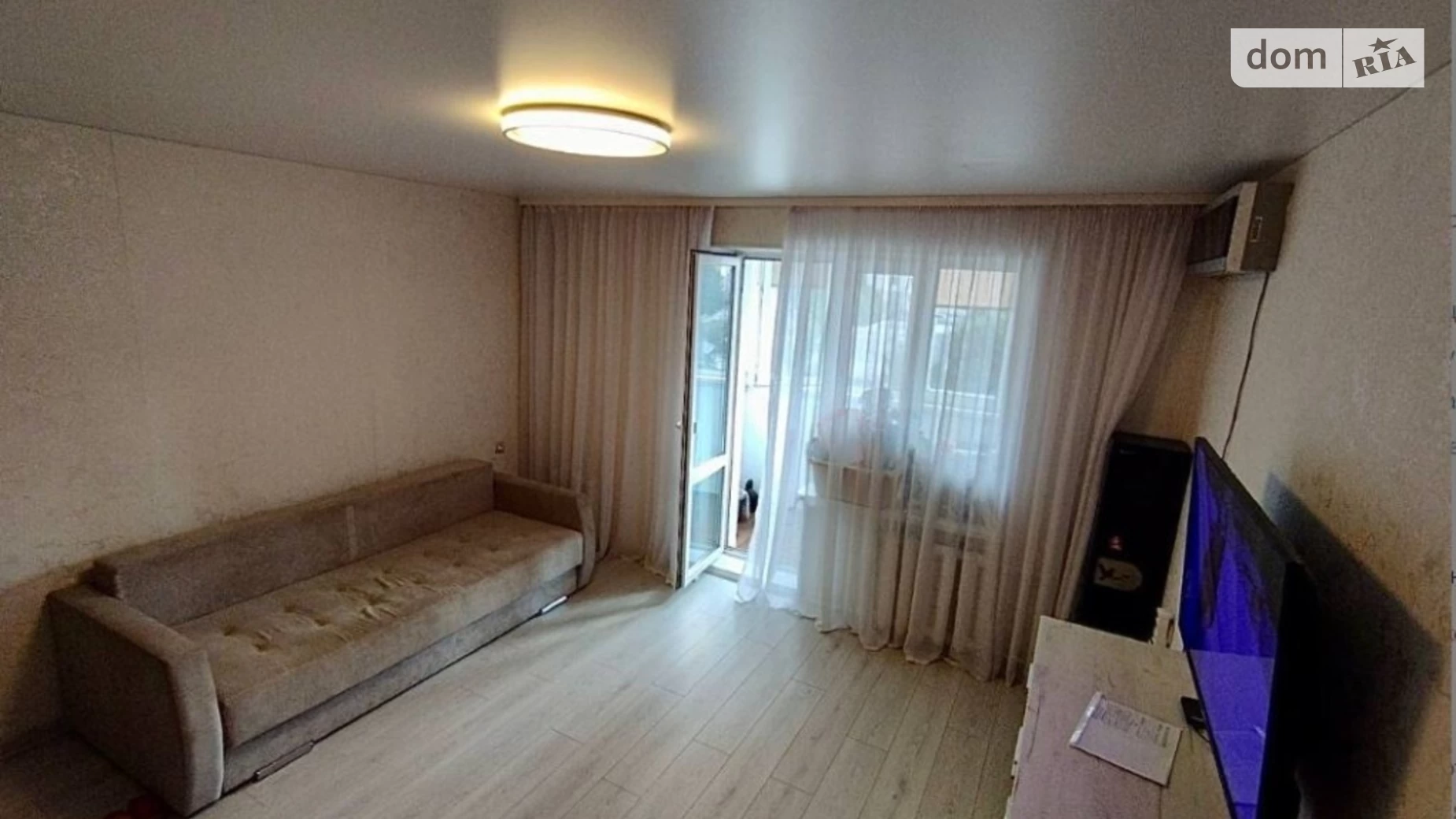 Продается 1-комнатная квартира 38 кв. м в Одессе, ул. Академика Королева - фото 2