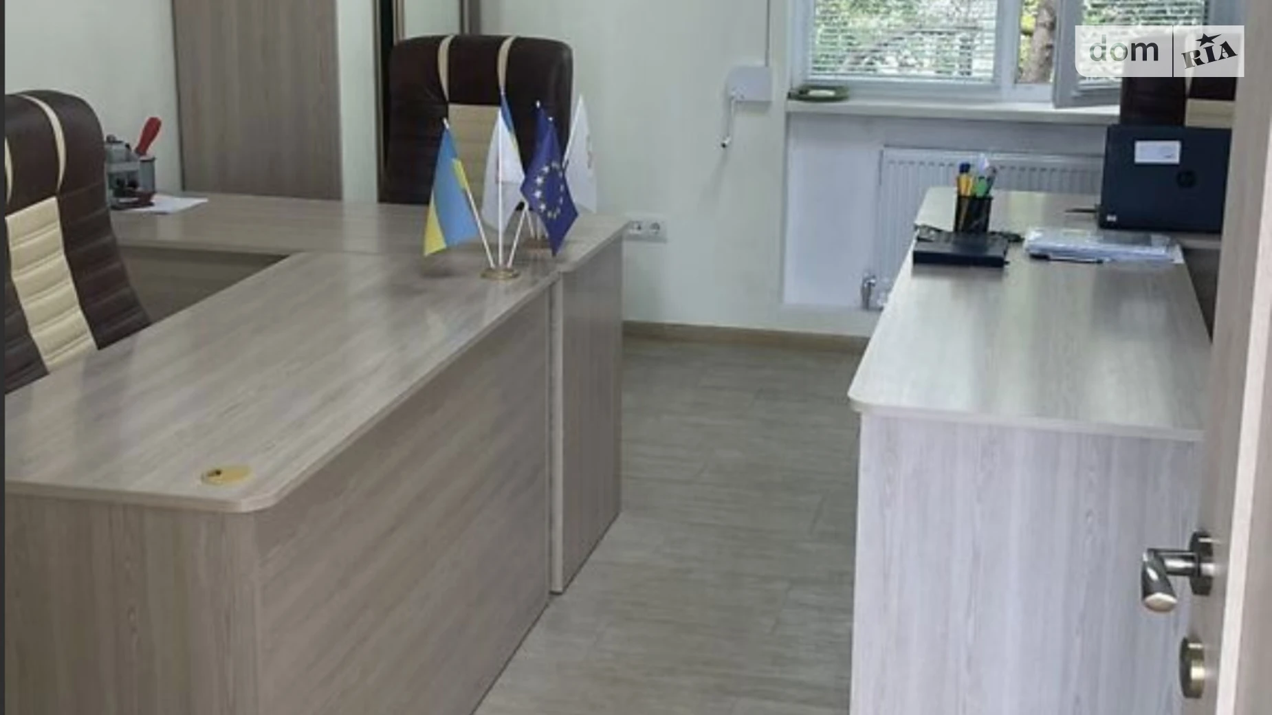Сдается в аренду офис 216 кв. м в бизнес-центре, цена: 50000 грн - фото 2