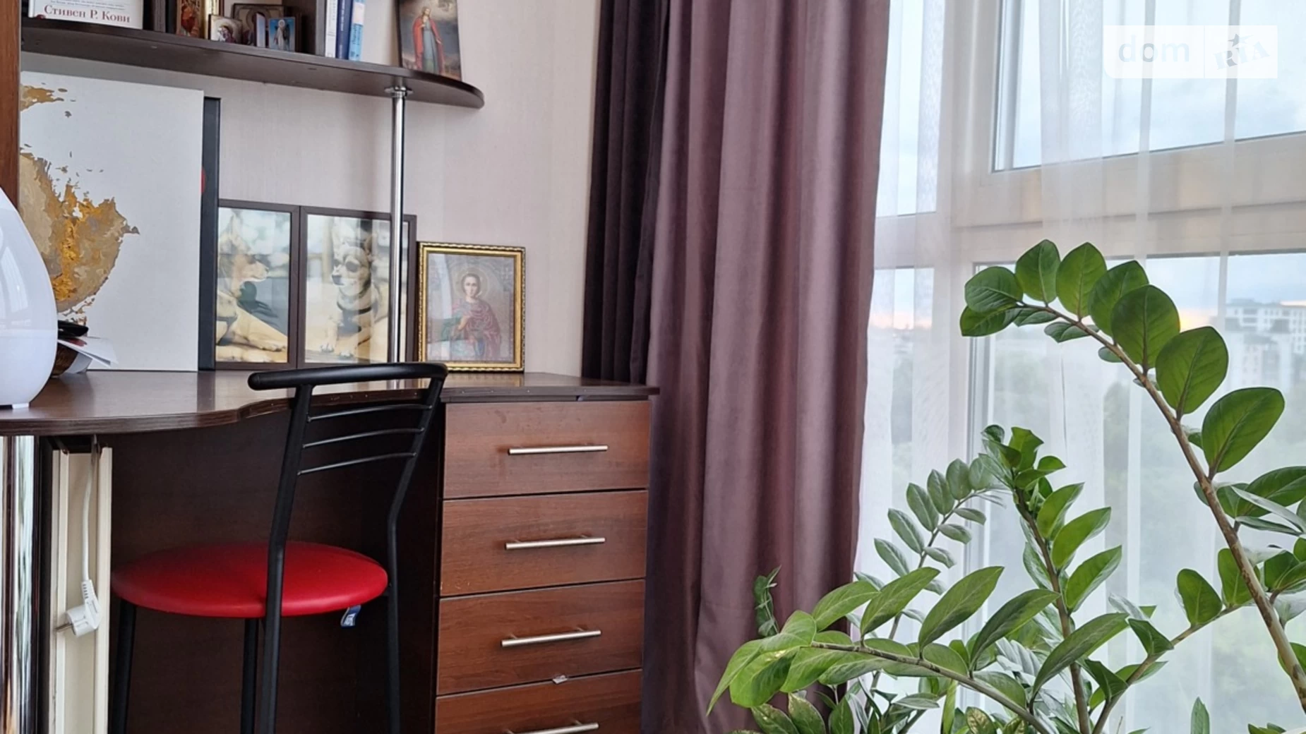 Продается 2-комнатная квартира 60 кв. м в Борисполе, ул. Бежовка, 31Б
